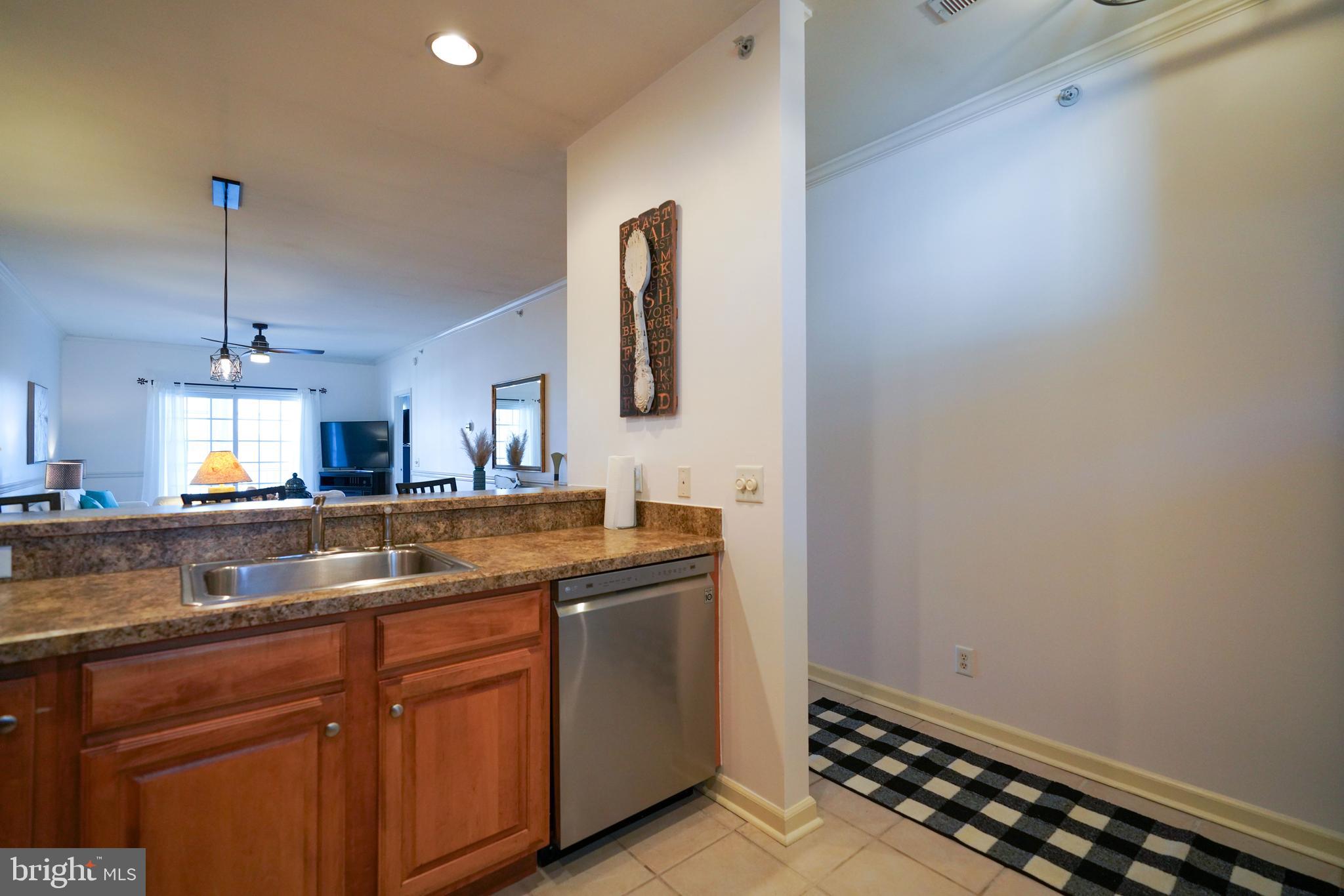 THE TIDES - Residential