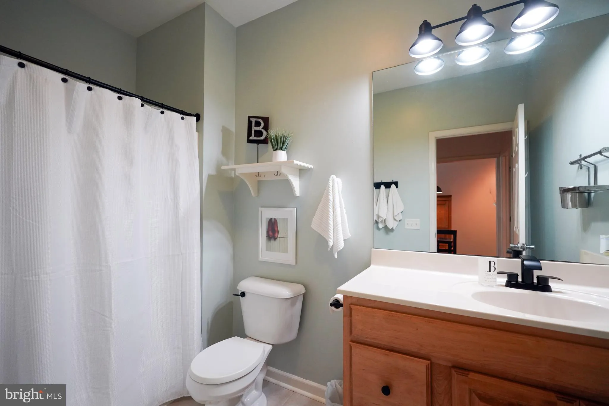 Rehoboth Beach, Delaware 19971, United States, 2 Bedrooms Bedrooms, ,2 BathroomsBathrooms,Residential,Active,232078