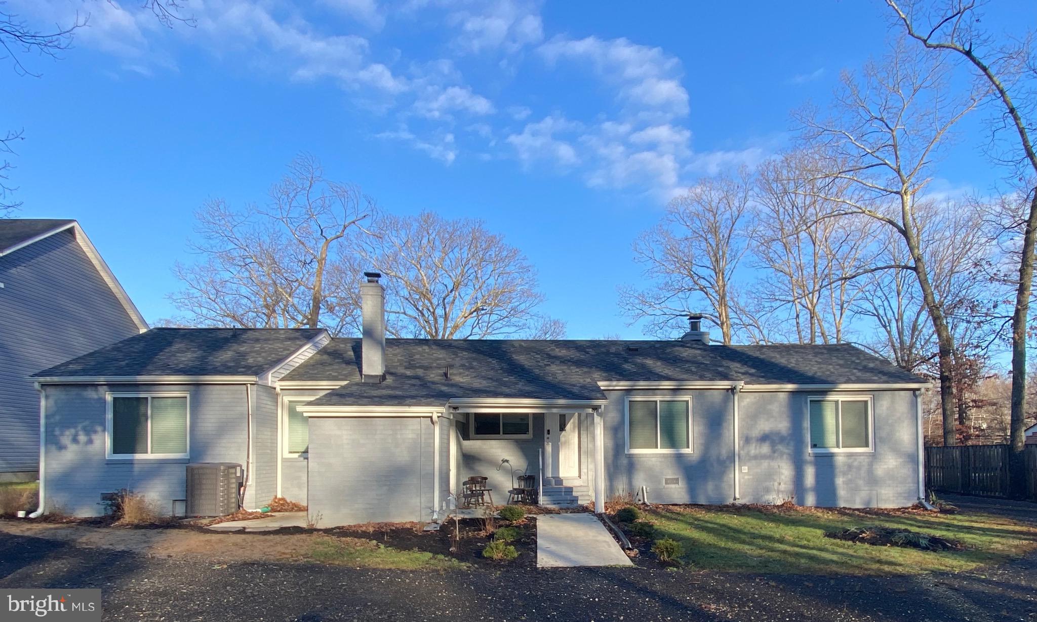 HUNGERFORD - Residential Lease