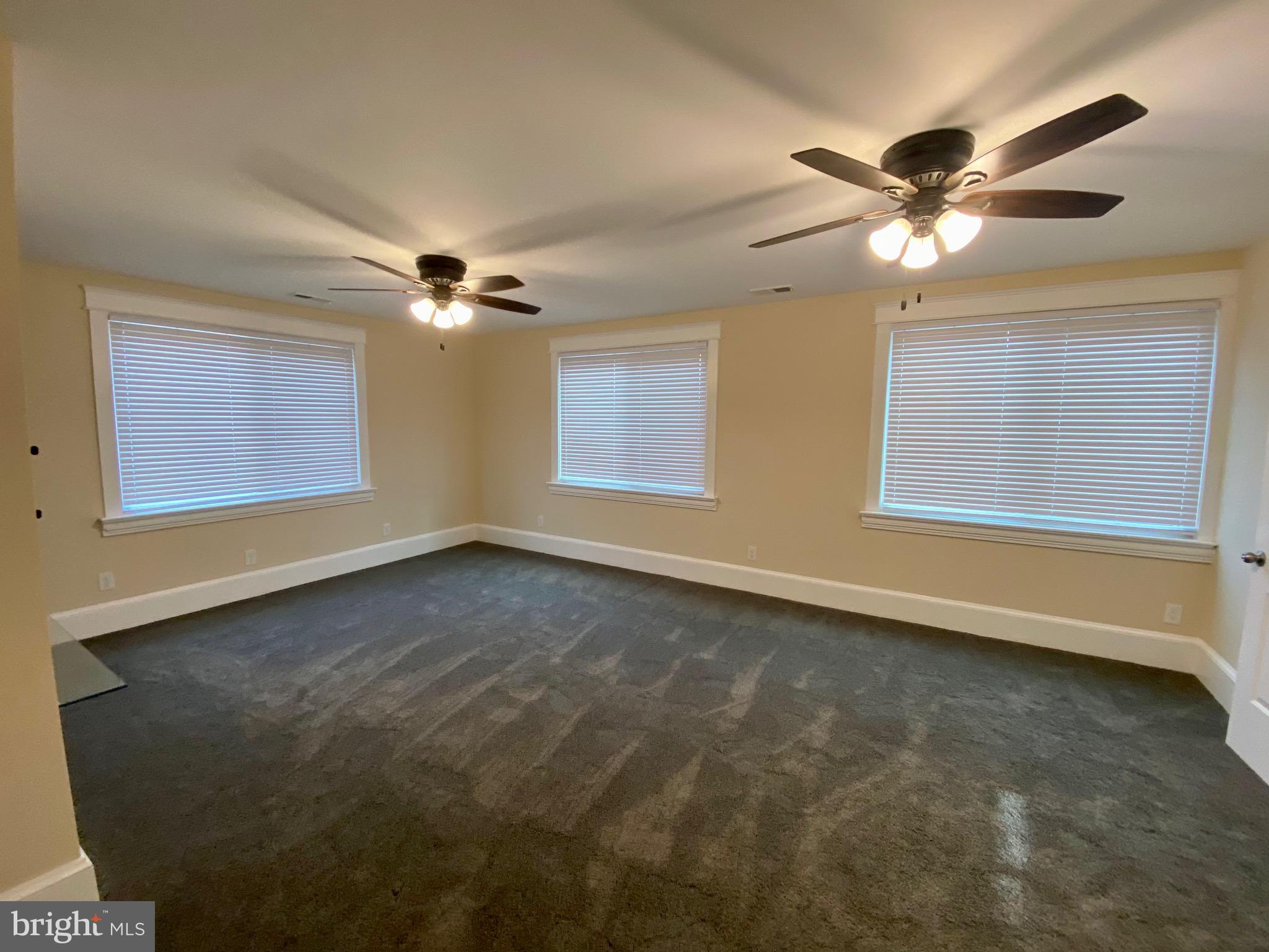 HUNGERFORD - Residential Lease