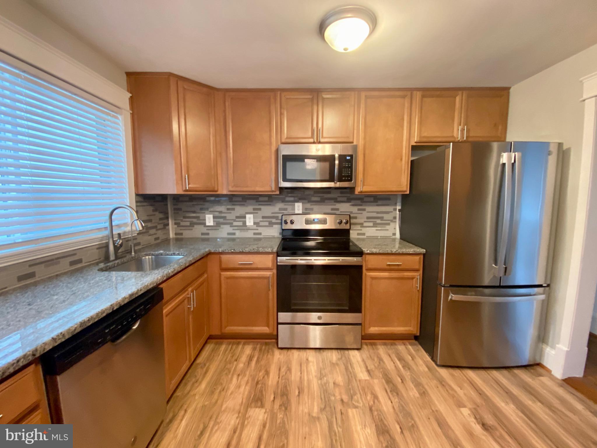 HUNGERFORD - Residential Lease