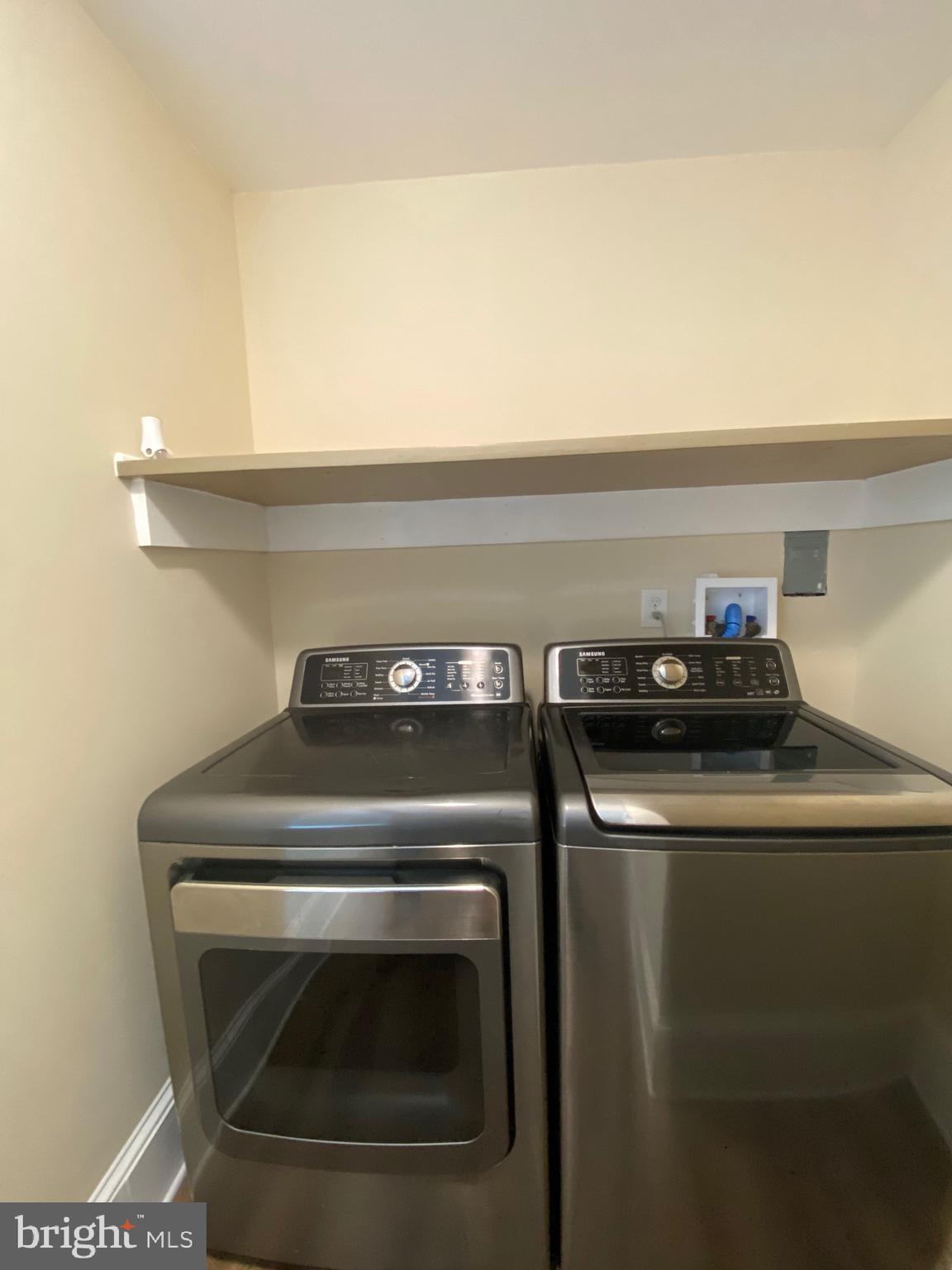 HUNGERFORD - Residential Lease