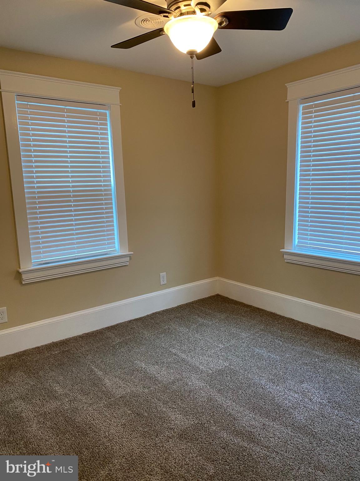 HUNGERFORD - Residential Lease