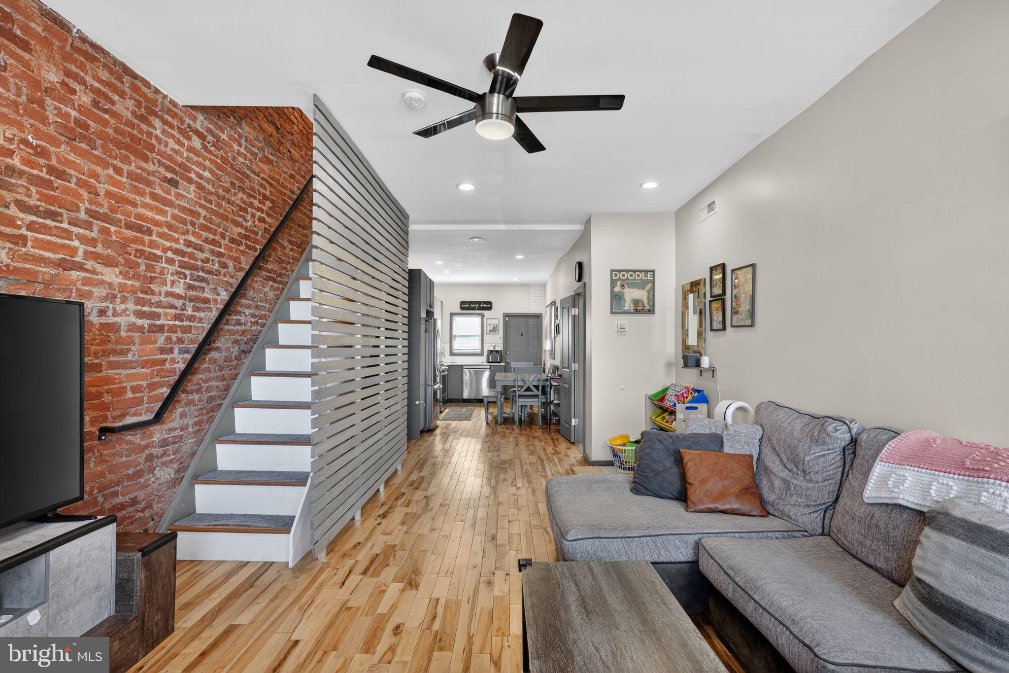 PORT RICHMOND - Residential