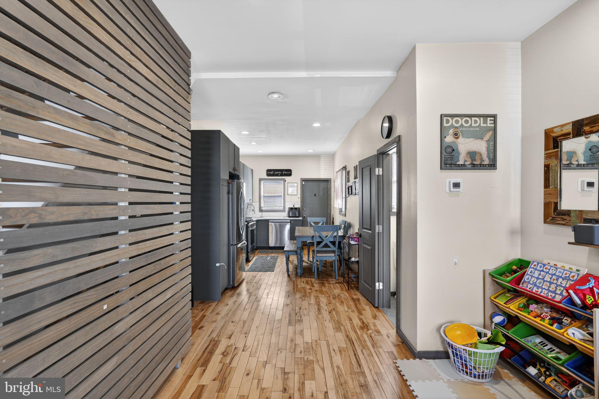 PORT RICHMOND - Residential