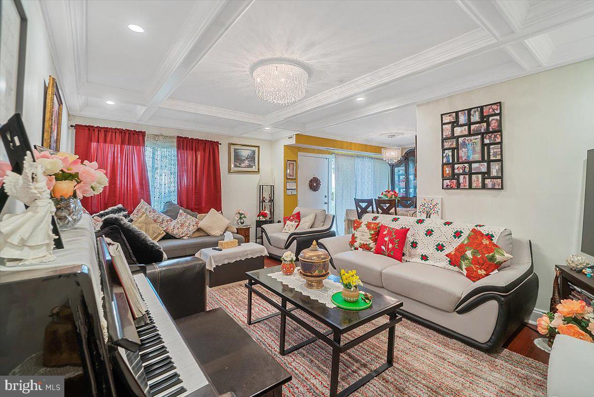 FAIRWAYS - Residential