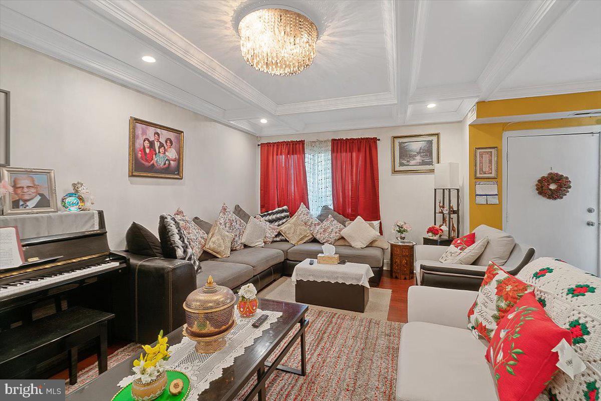 FAIRWAYS - Residential