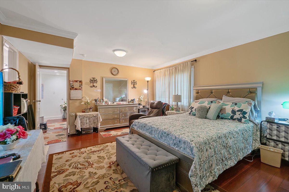 FAIRWAYS - Residential