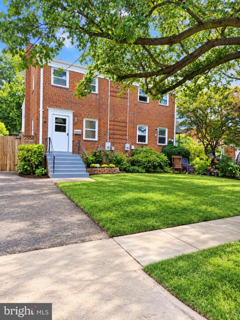 Photo of 7 S Ingram Street, ALEXANDRIA, VA 22304 (MLS # VAAX2066706)