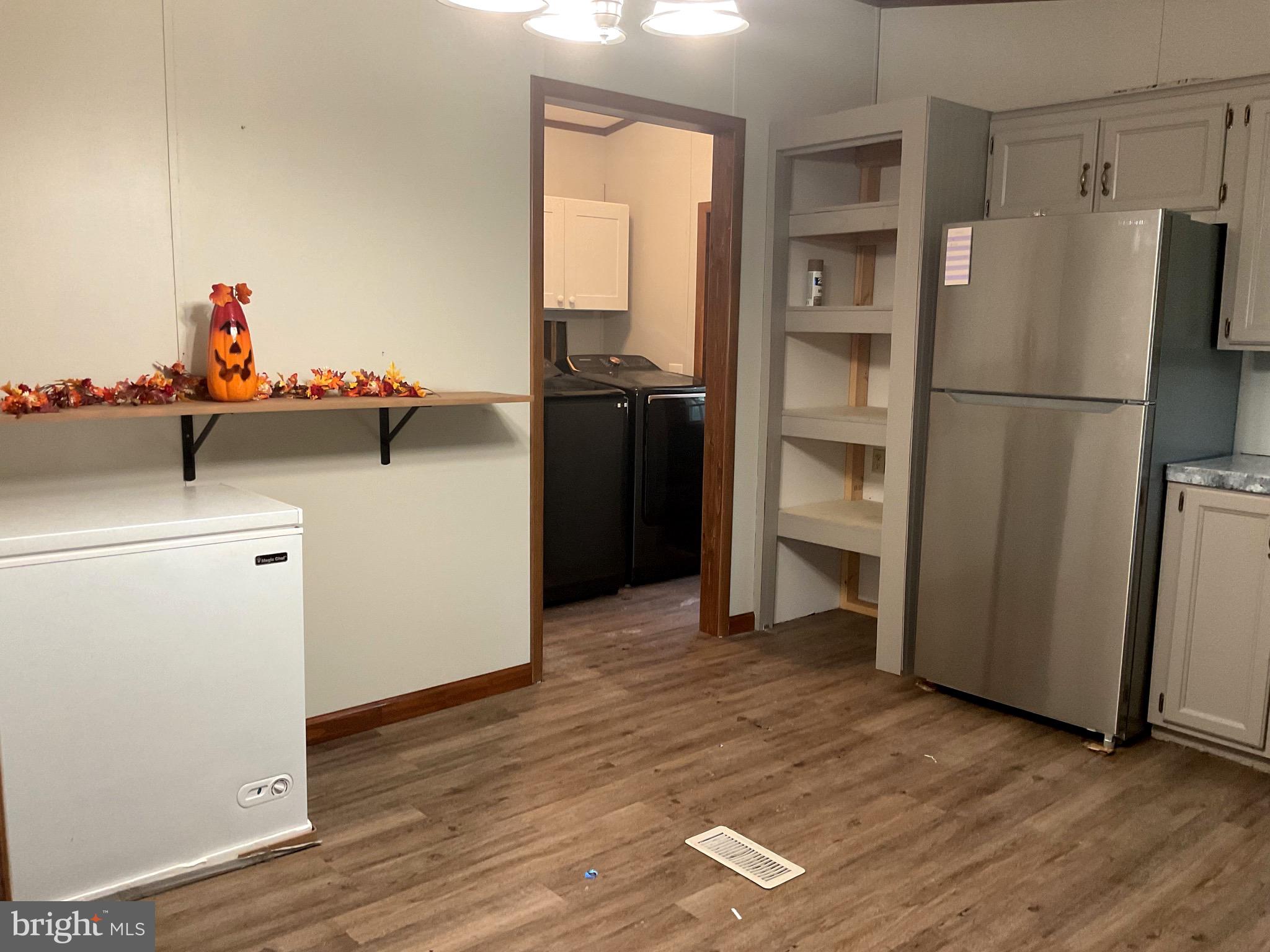 BIRDS CREEK - Residential