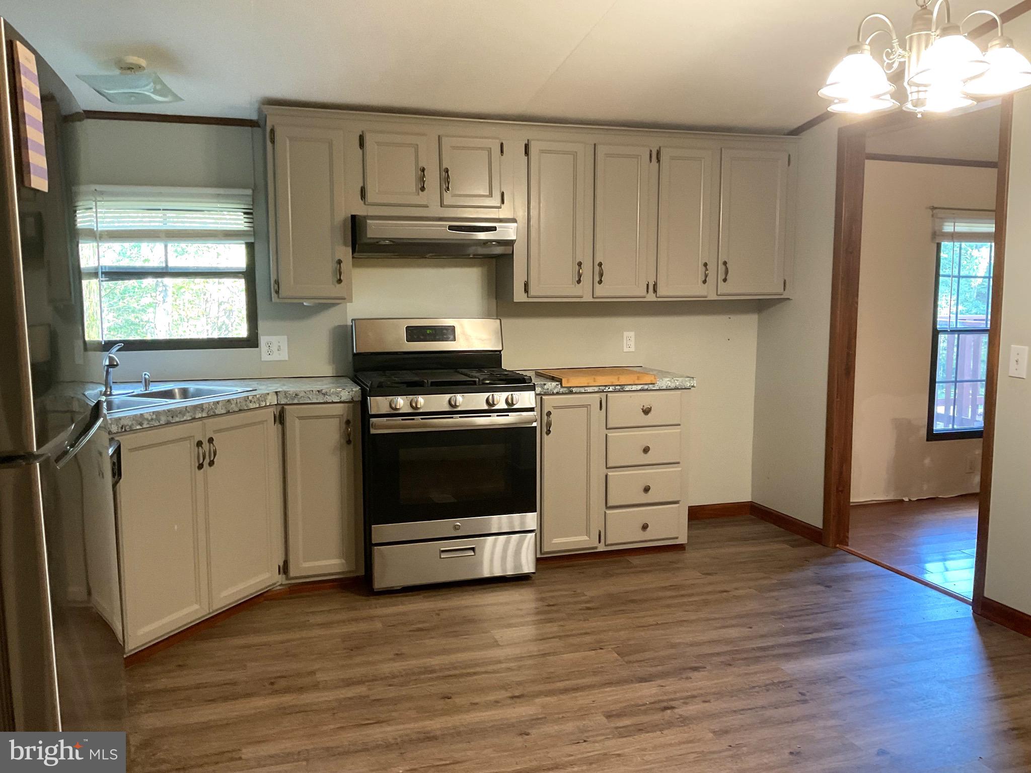 BIRDS CREEK - Residential