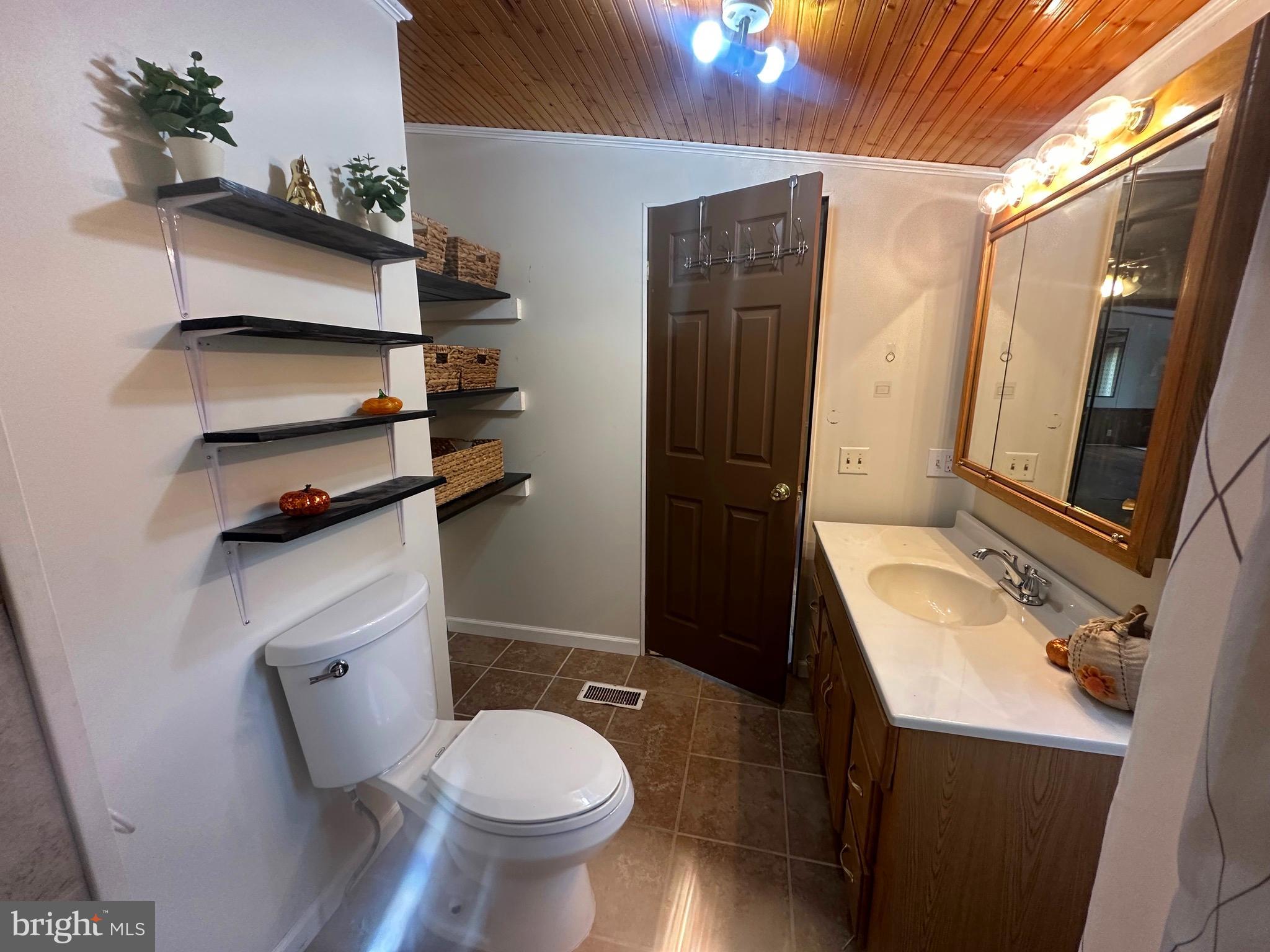 BIRDS CREEK - Residential