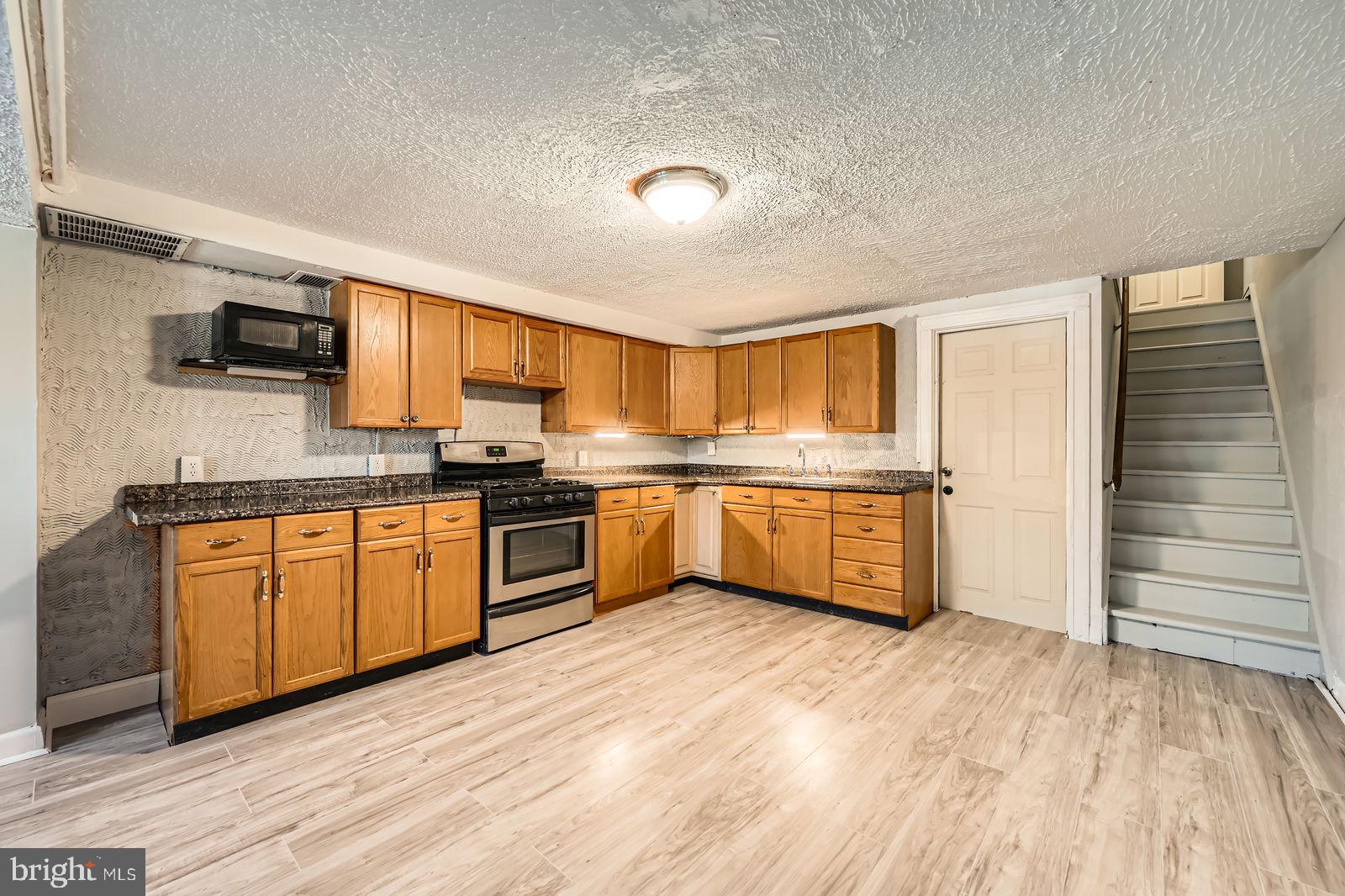 MADISON EASTEND - Residential