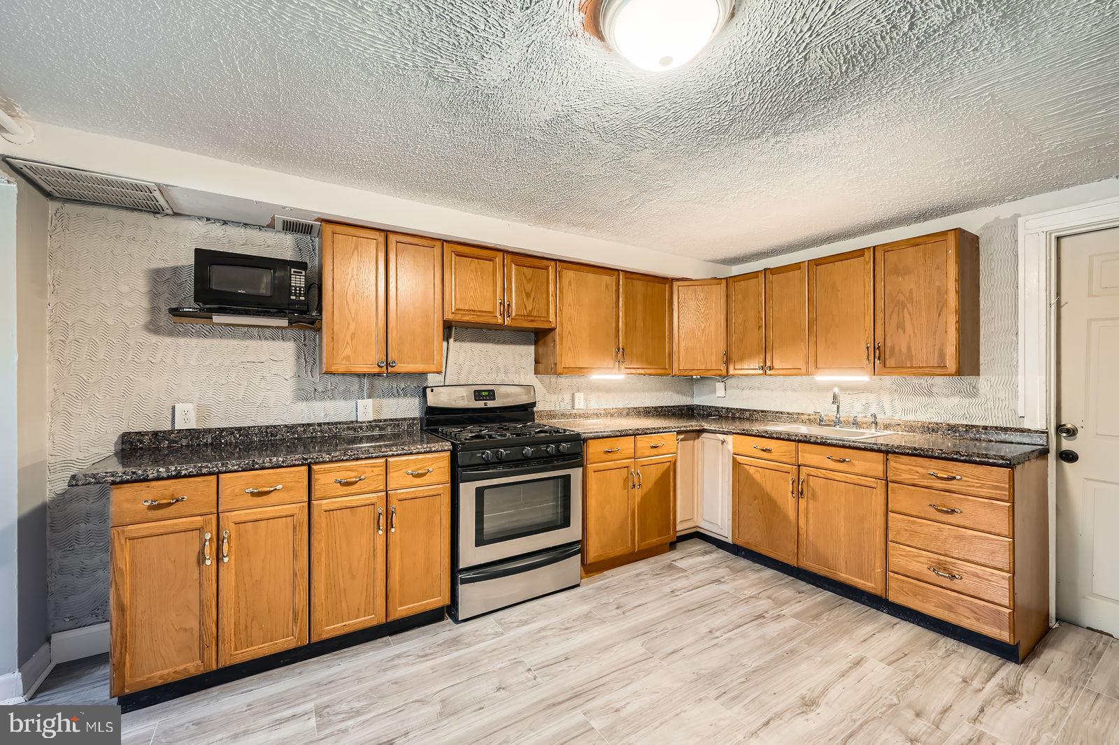 MADISON EASTEND - Residential