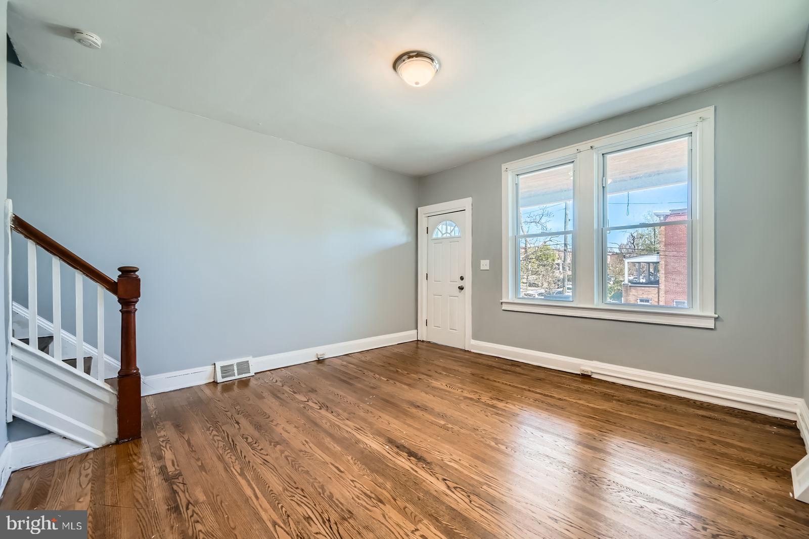 MADISON EASTEND - Residential