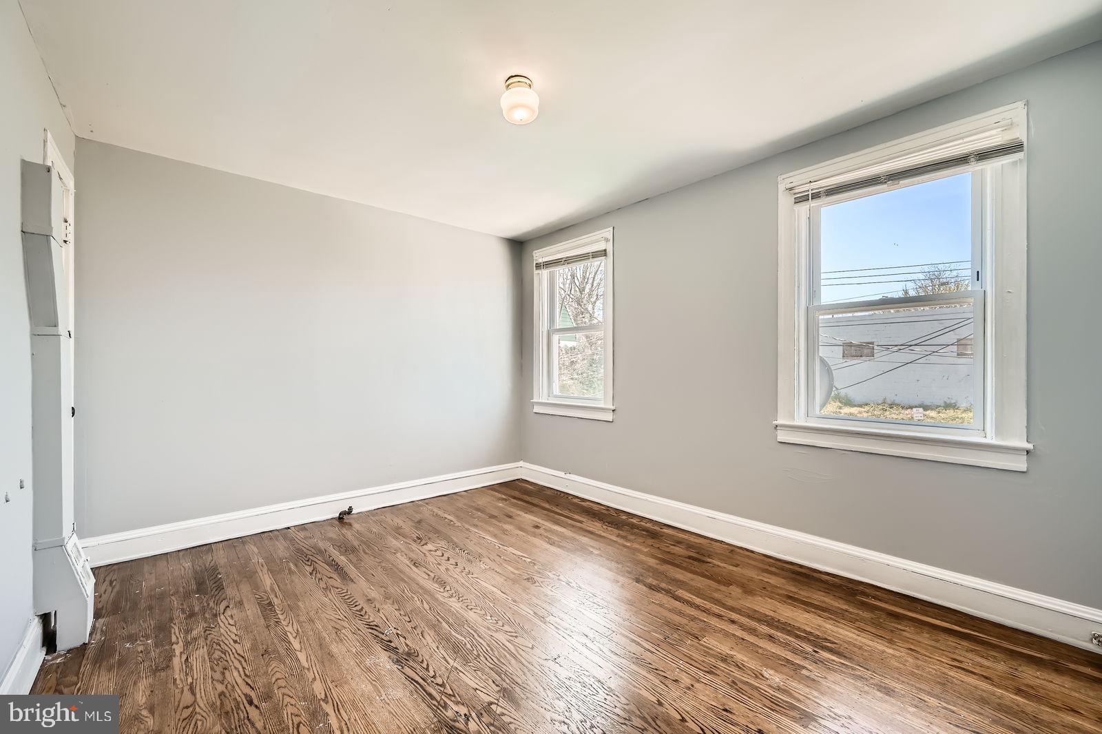 MADISON EASTEND - Residential