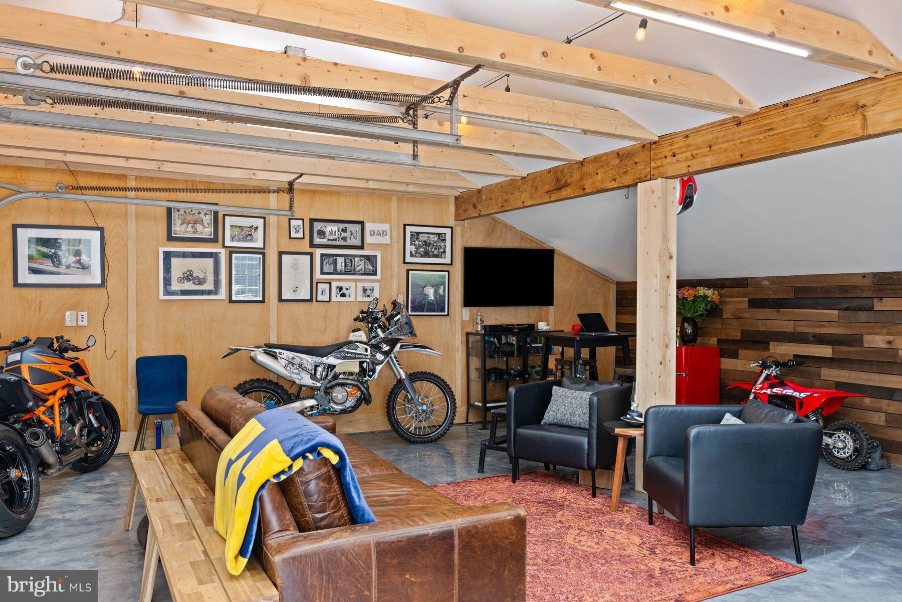 FOXCROFT - Residential