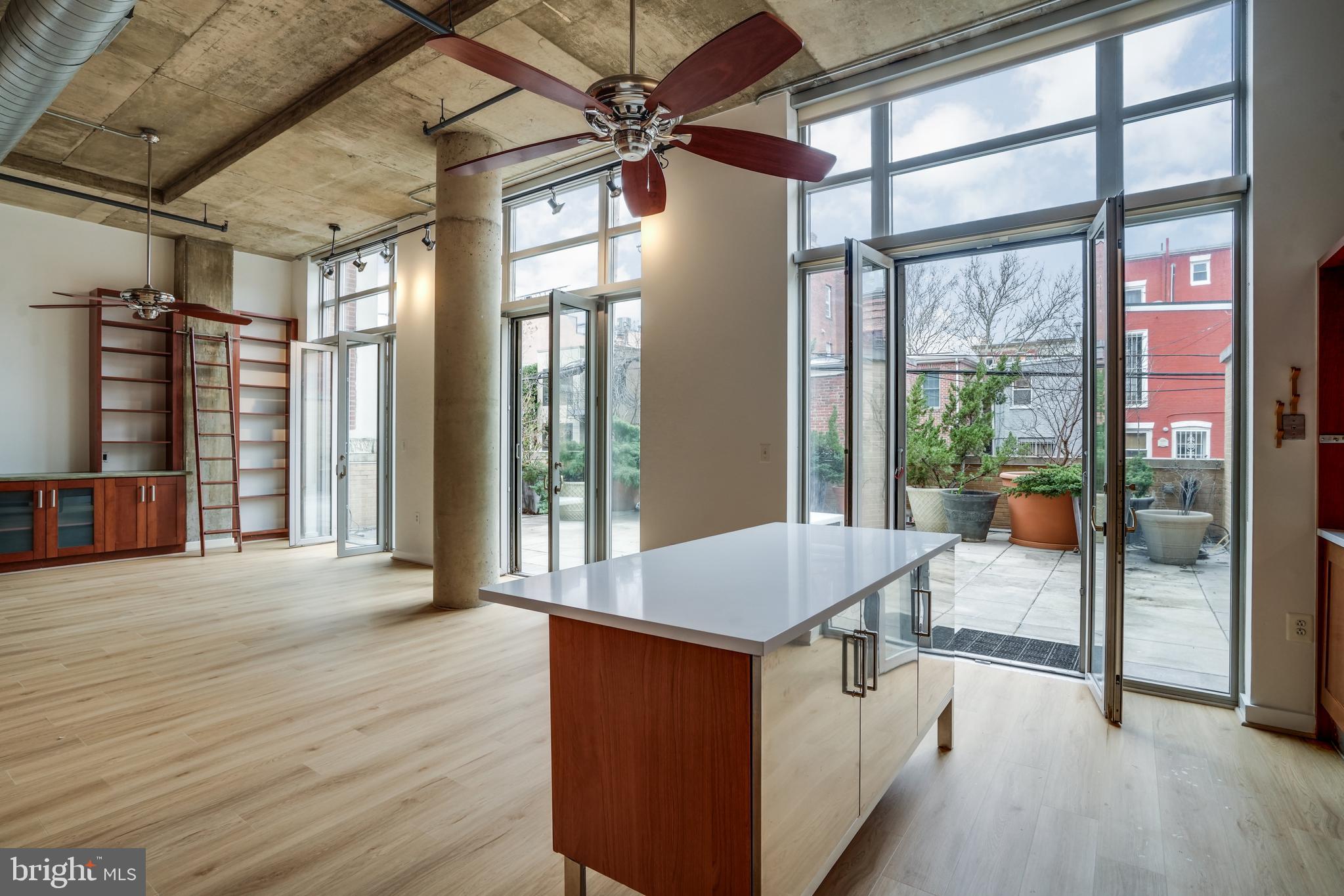 LOGAN CIRCLE - Residential