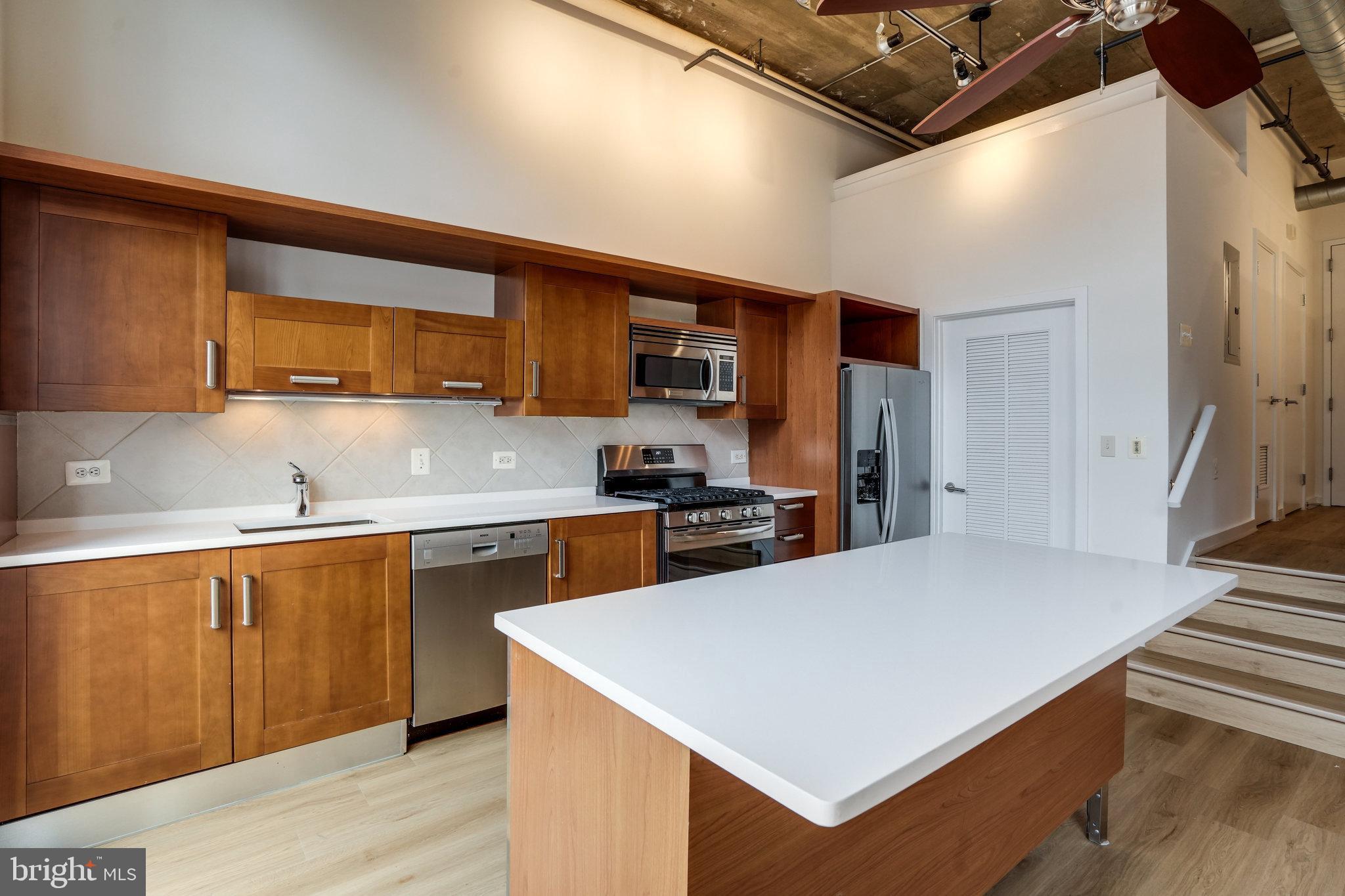 LOGAN CIRCLE - Residential