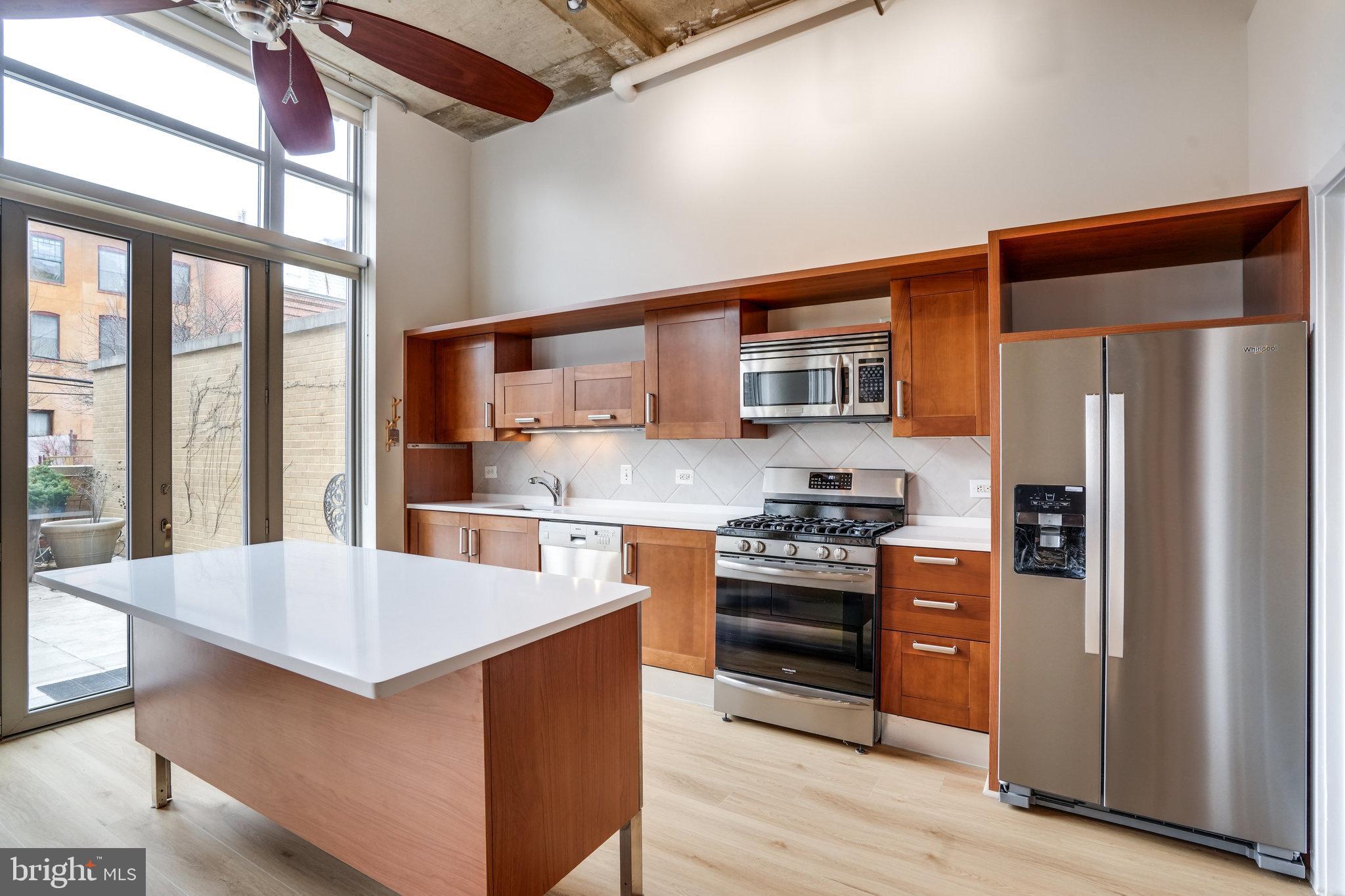 LOGAN CIRCLE - Residential