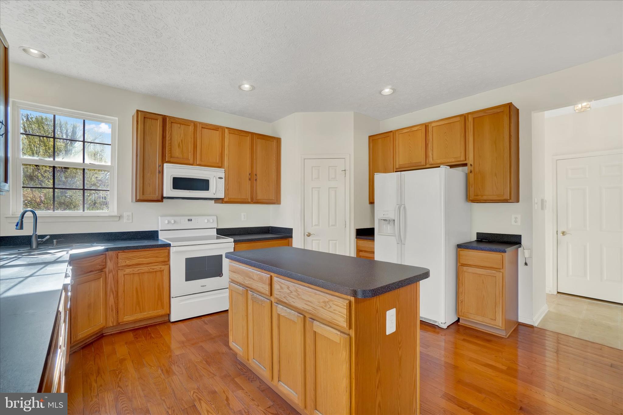 TAYLOR ESTATES - Residential