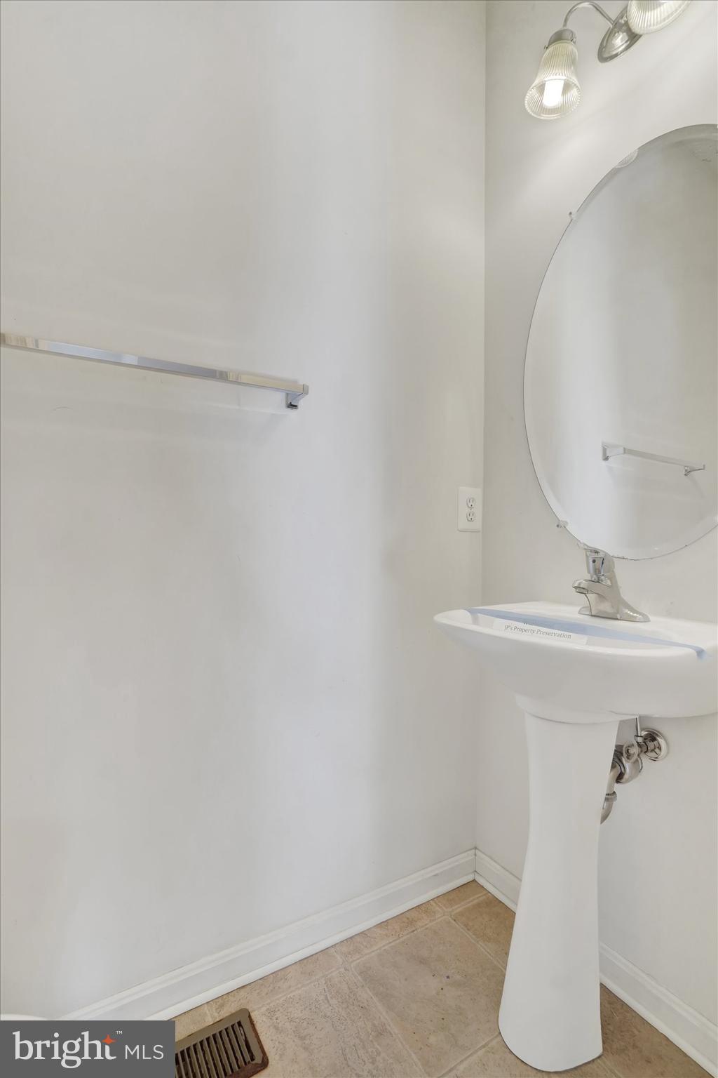 TAYLOR ESTATES - Residential