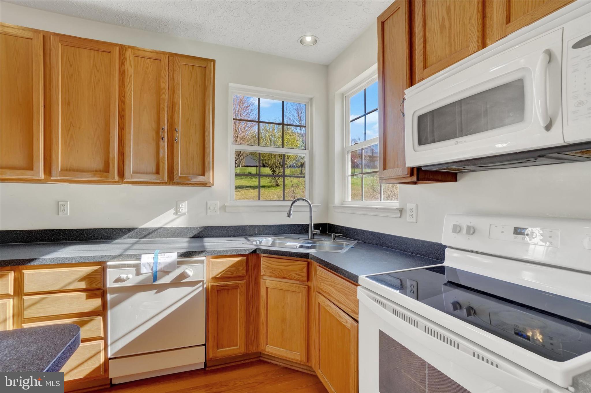 TAYLOR ESTATES - Residential