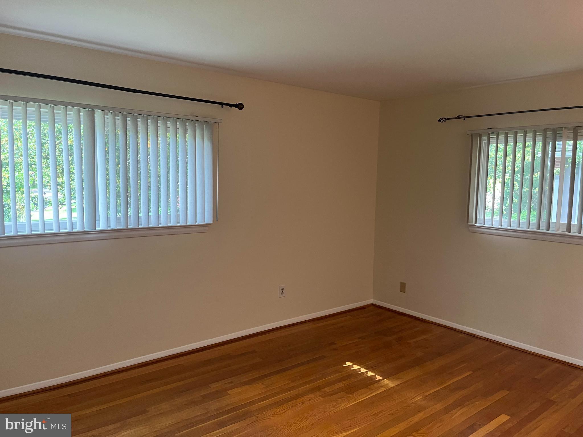 LONGMEADOW - Residential Lease