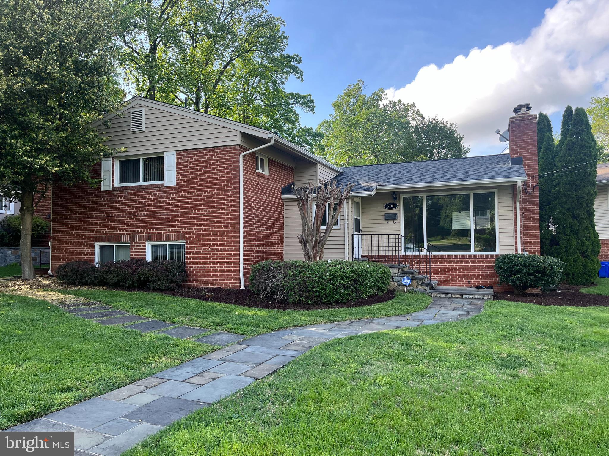 LONGMEADOW - Residential Lease