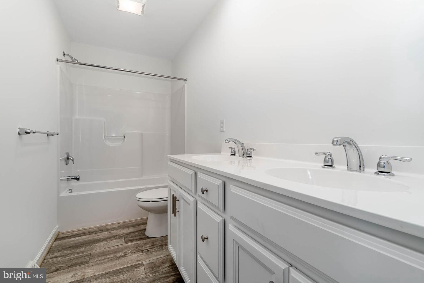 ARCONA - Residential Lease