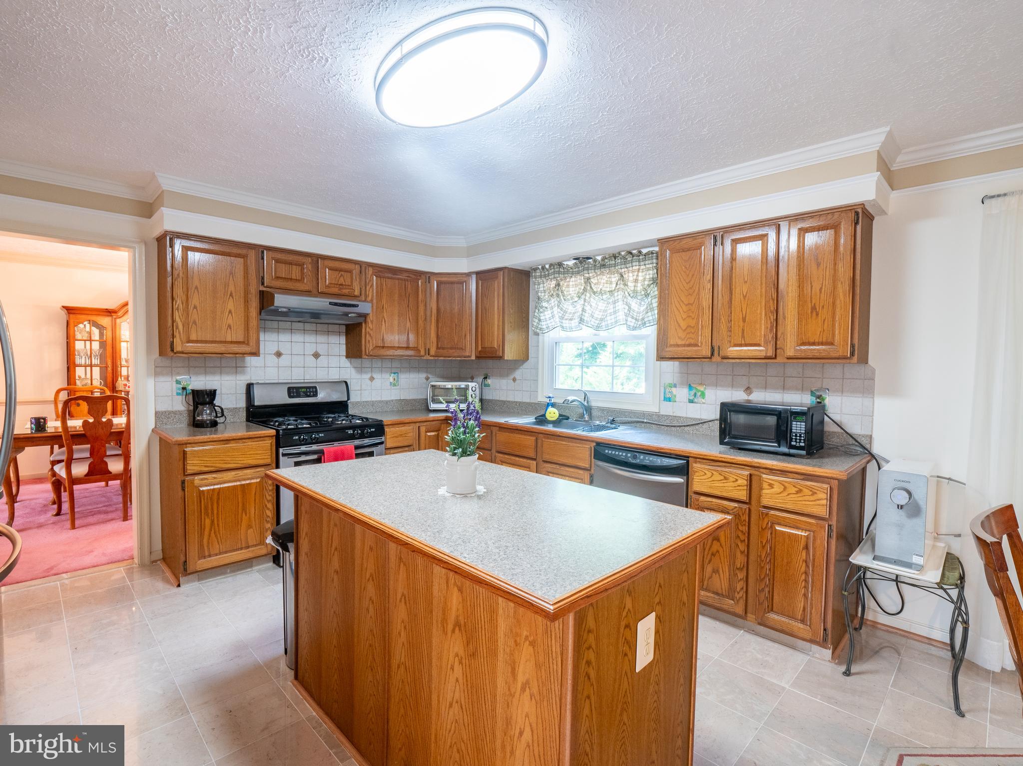 9402 HINES ESTATES DRIVE