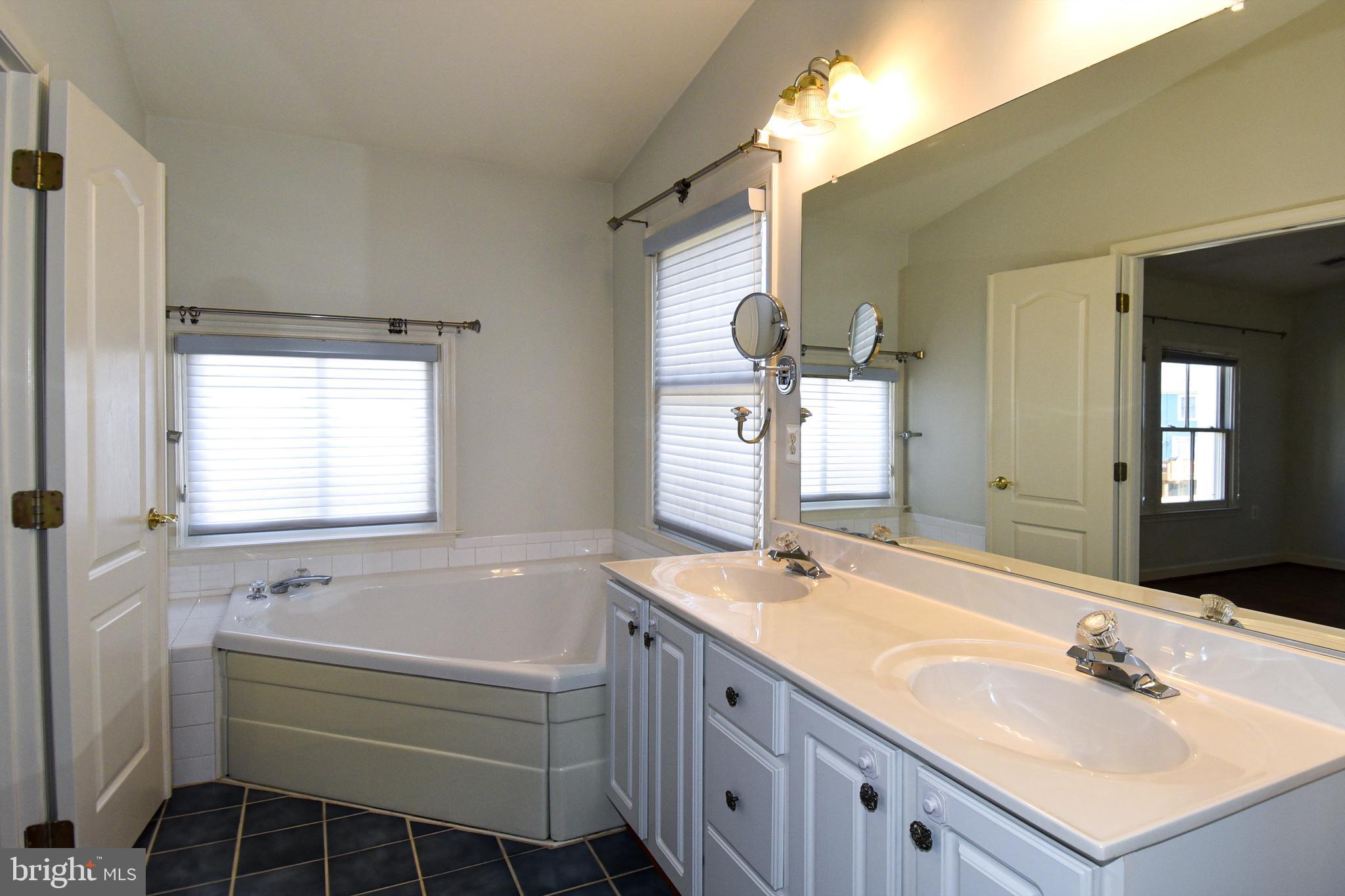 DRYMILL - Residential Lease