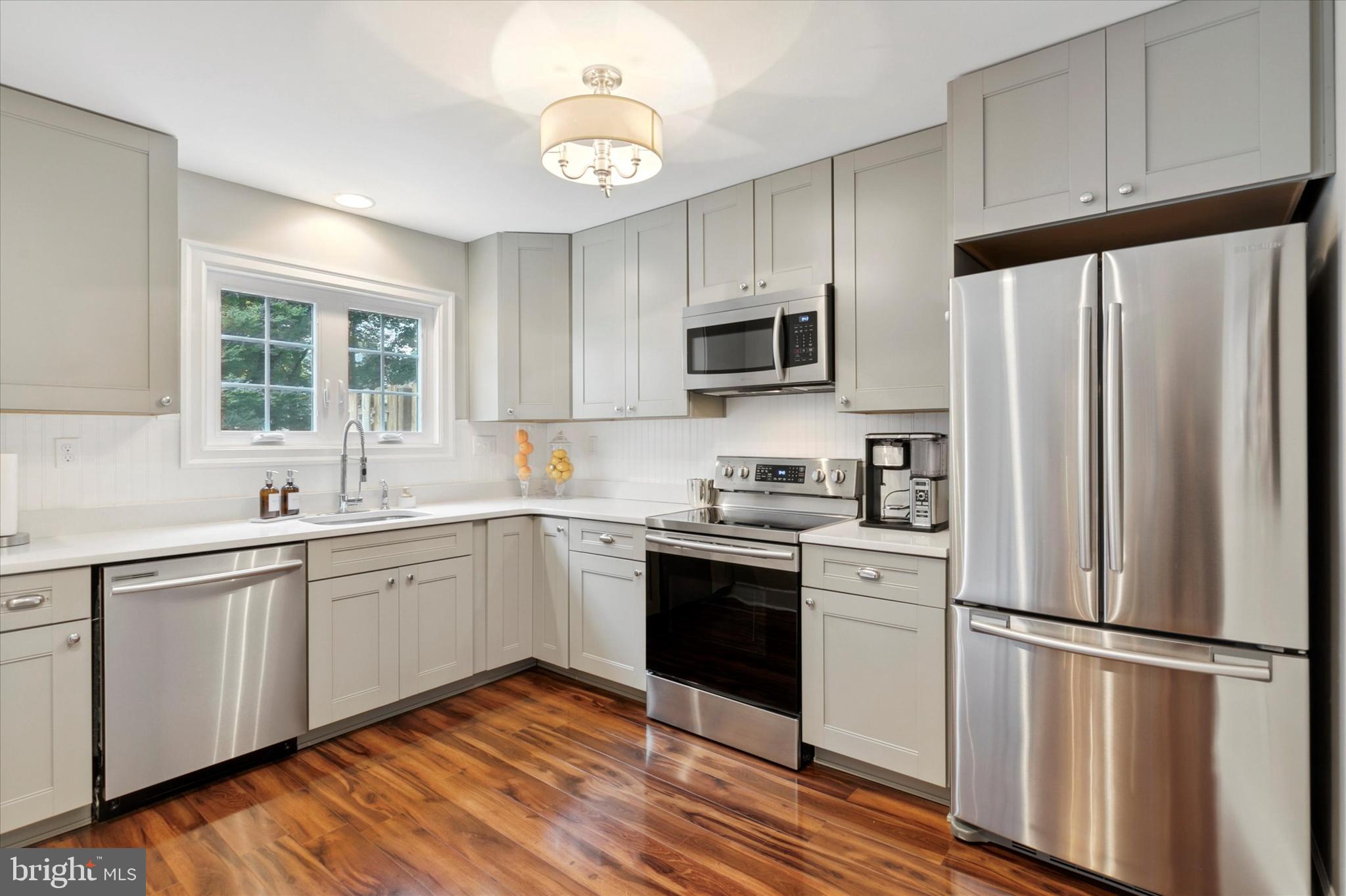 LIBERTY LANE EAST - Residential