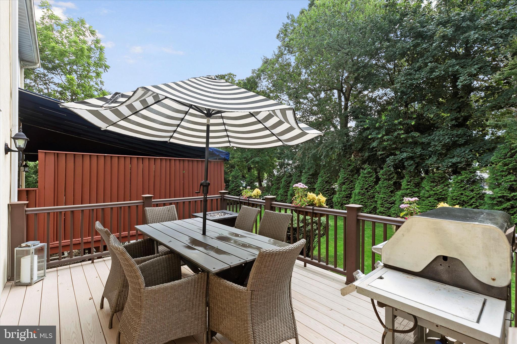 LIBERTY LANE EAST - Residential