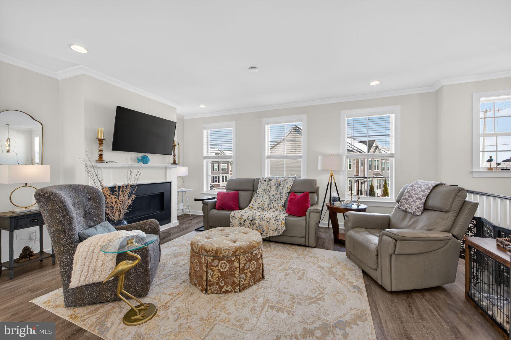 SOUTH FORK BROAD RUN - Residential