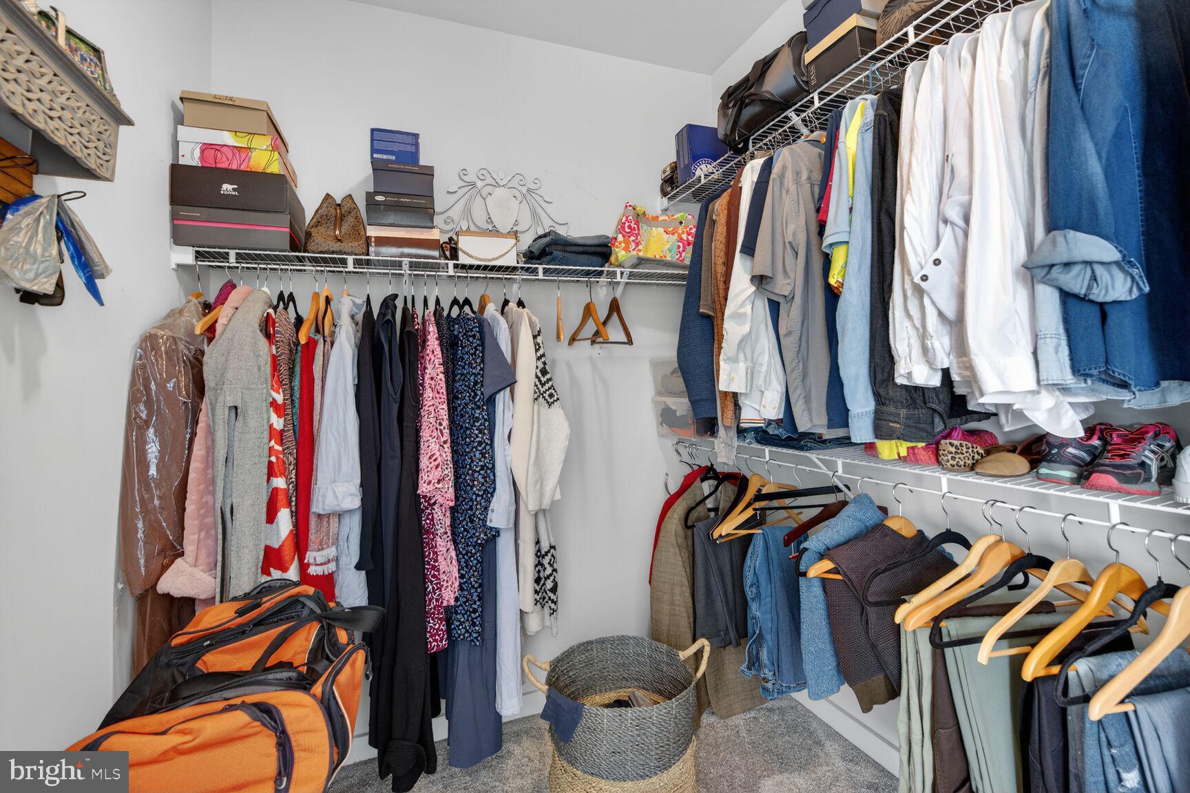 SOUTH FORK BROAD RUN - Residential