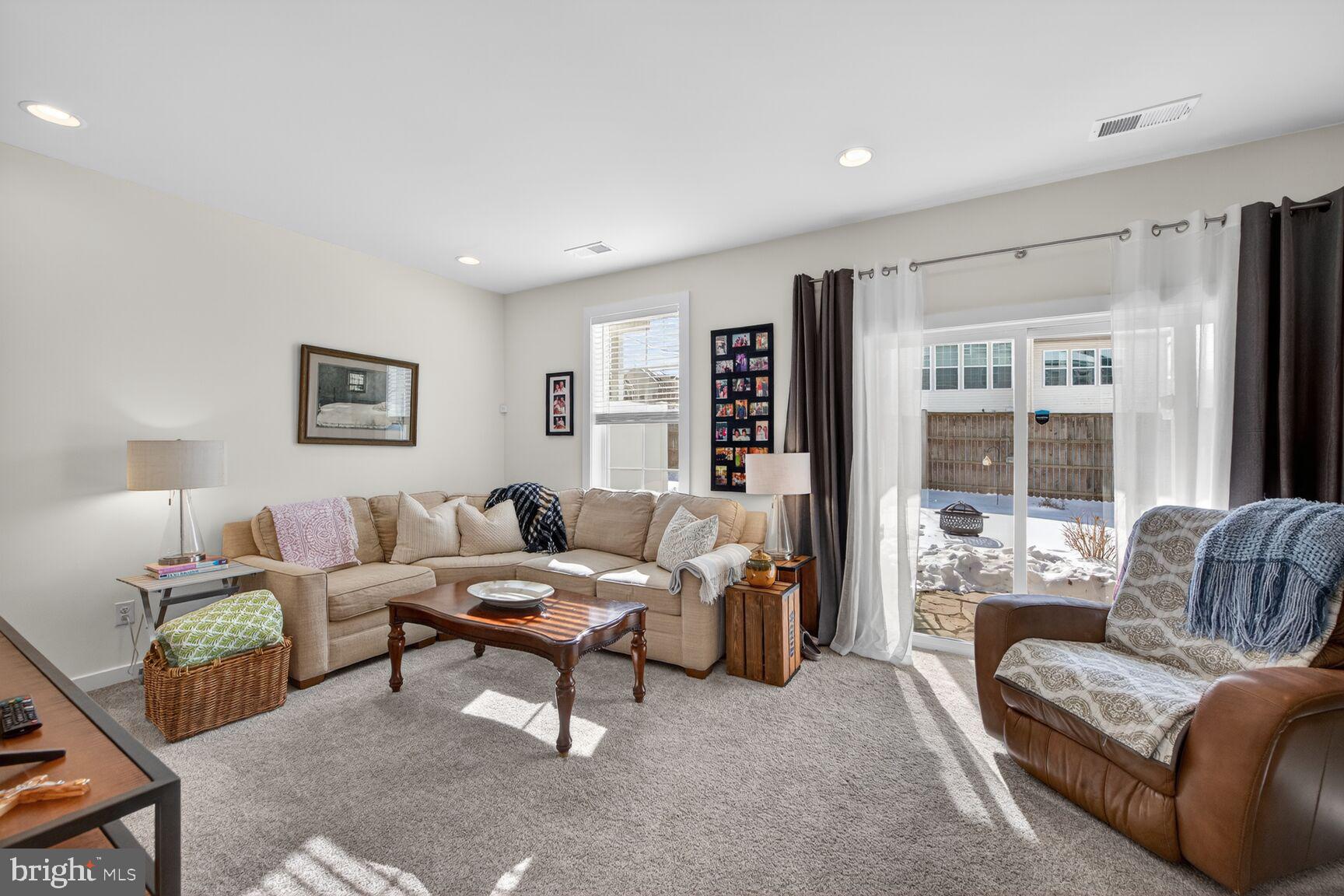 SOUTH FORK BROAD RUN - Residential