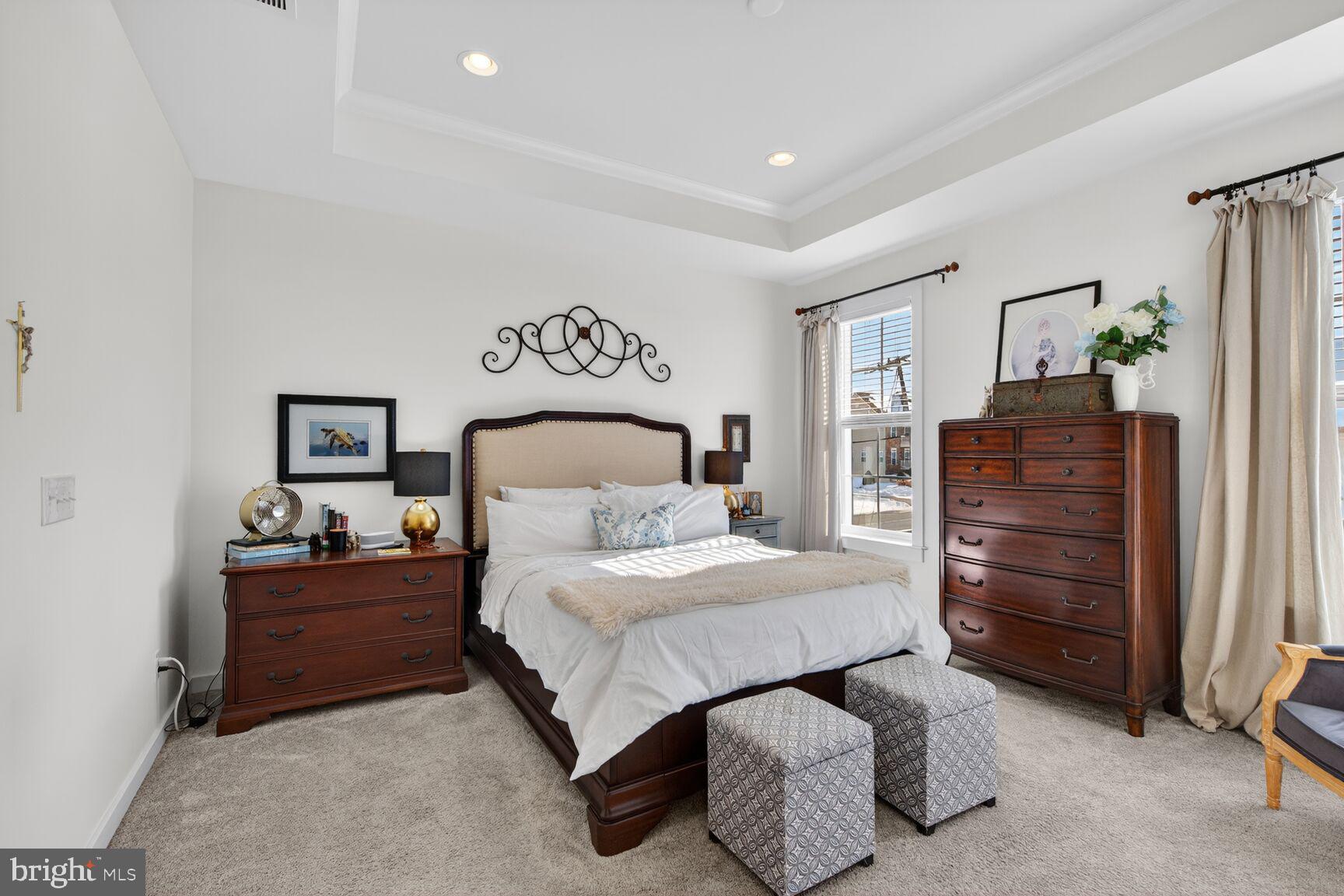 SOUTH FORK BROAD RUN - Residential