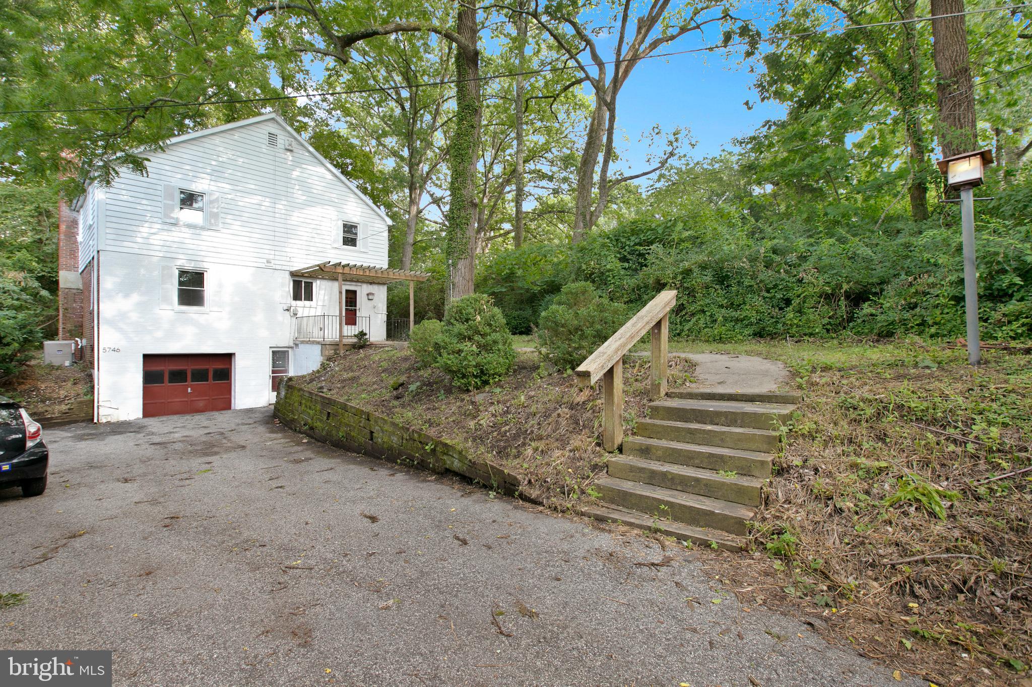 MOUNT WASHINGTON - Residential