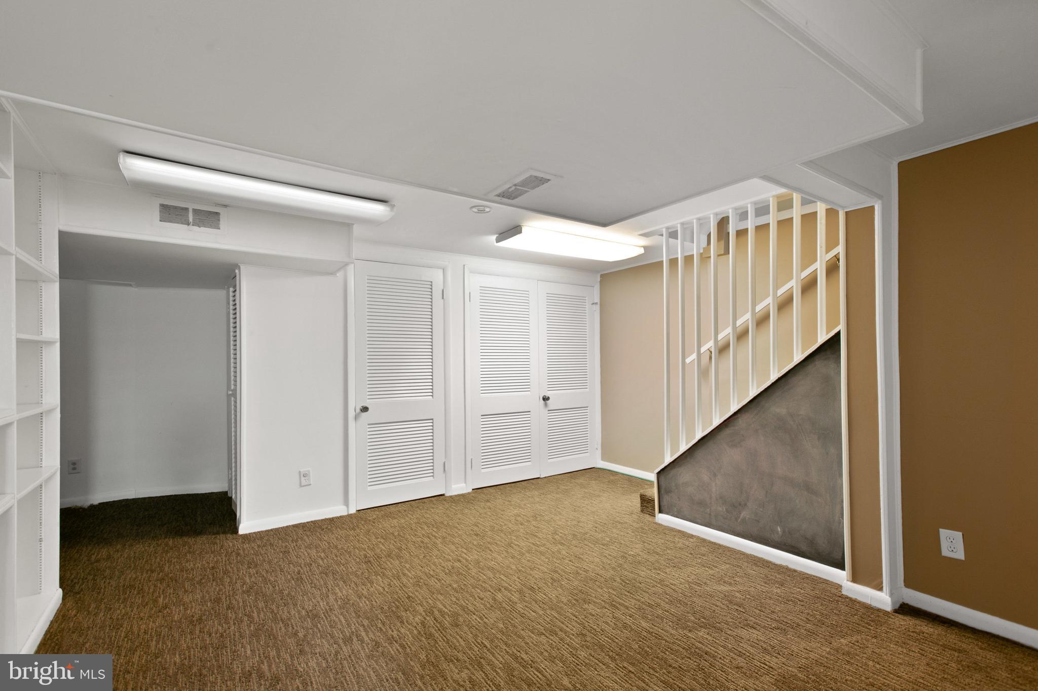 MOUNT WASHINGTON - Residential