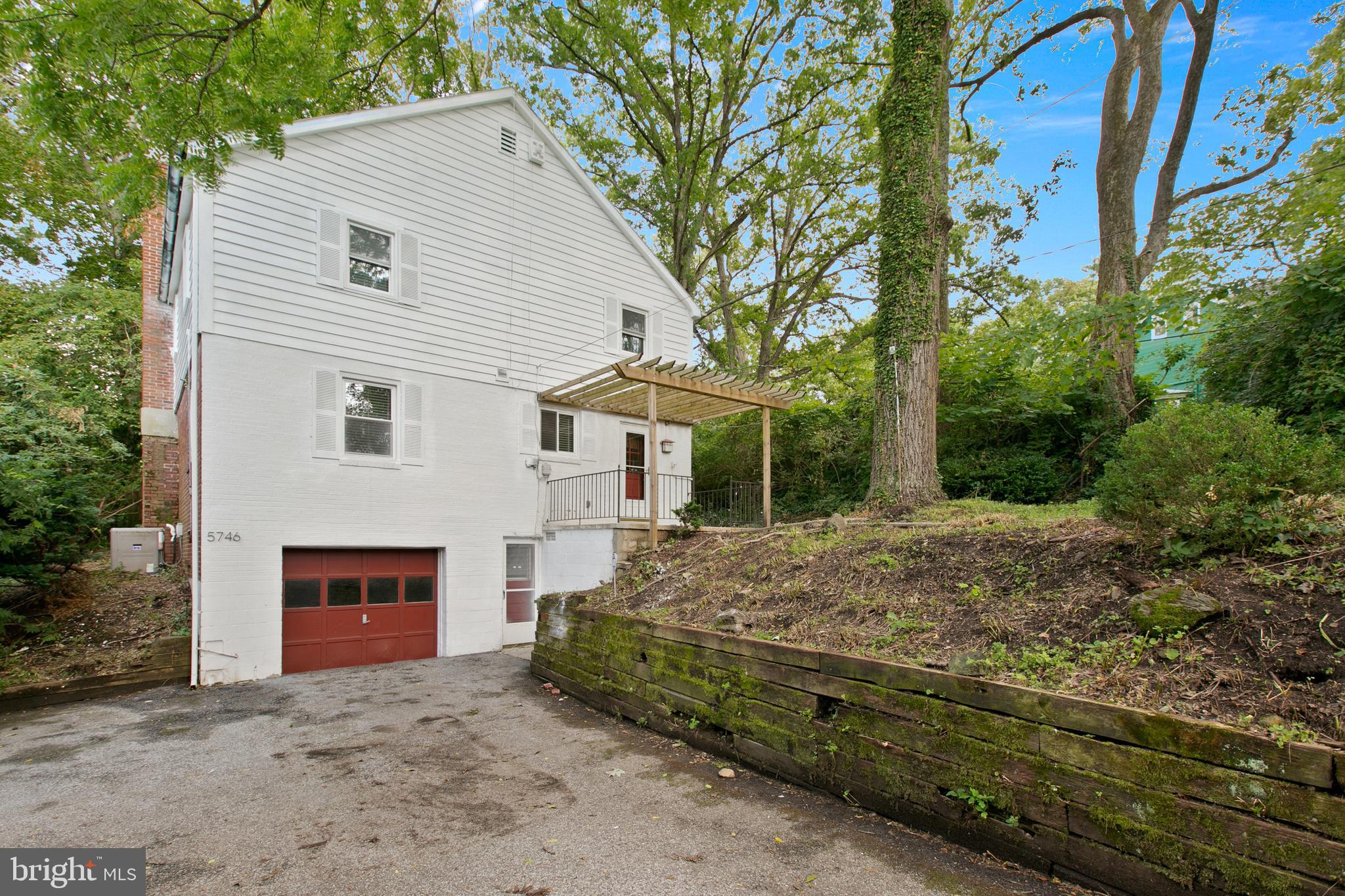 MOUNT WASHINGTON - Residential