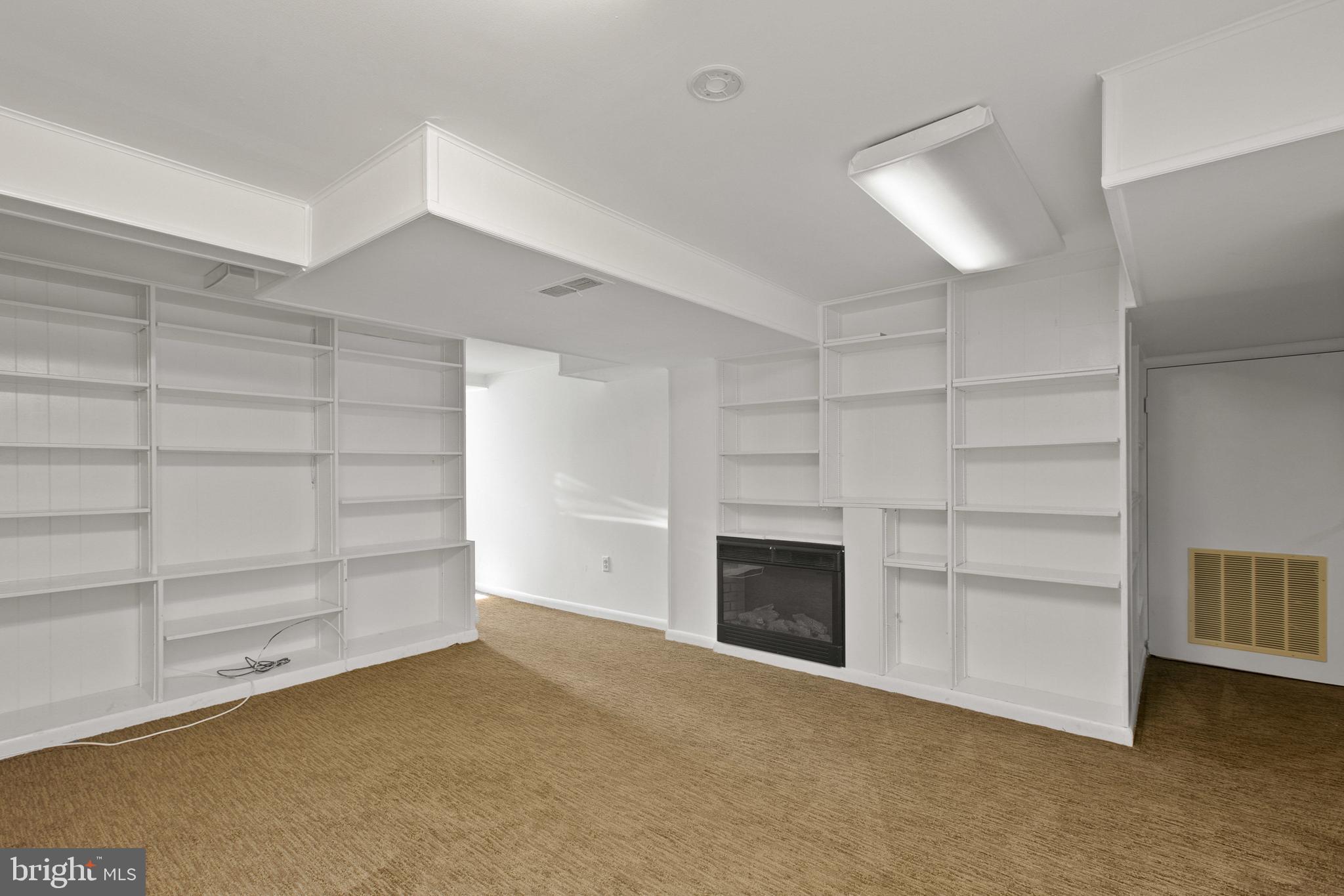 MOUNT WASHINGTON - Residential