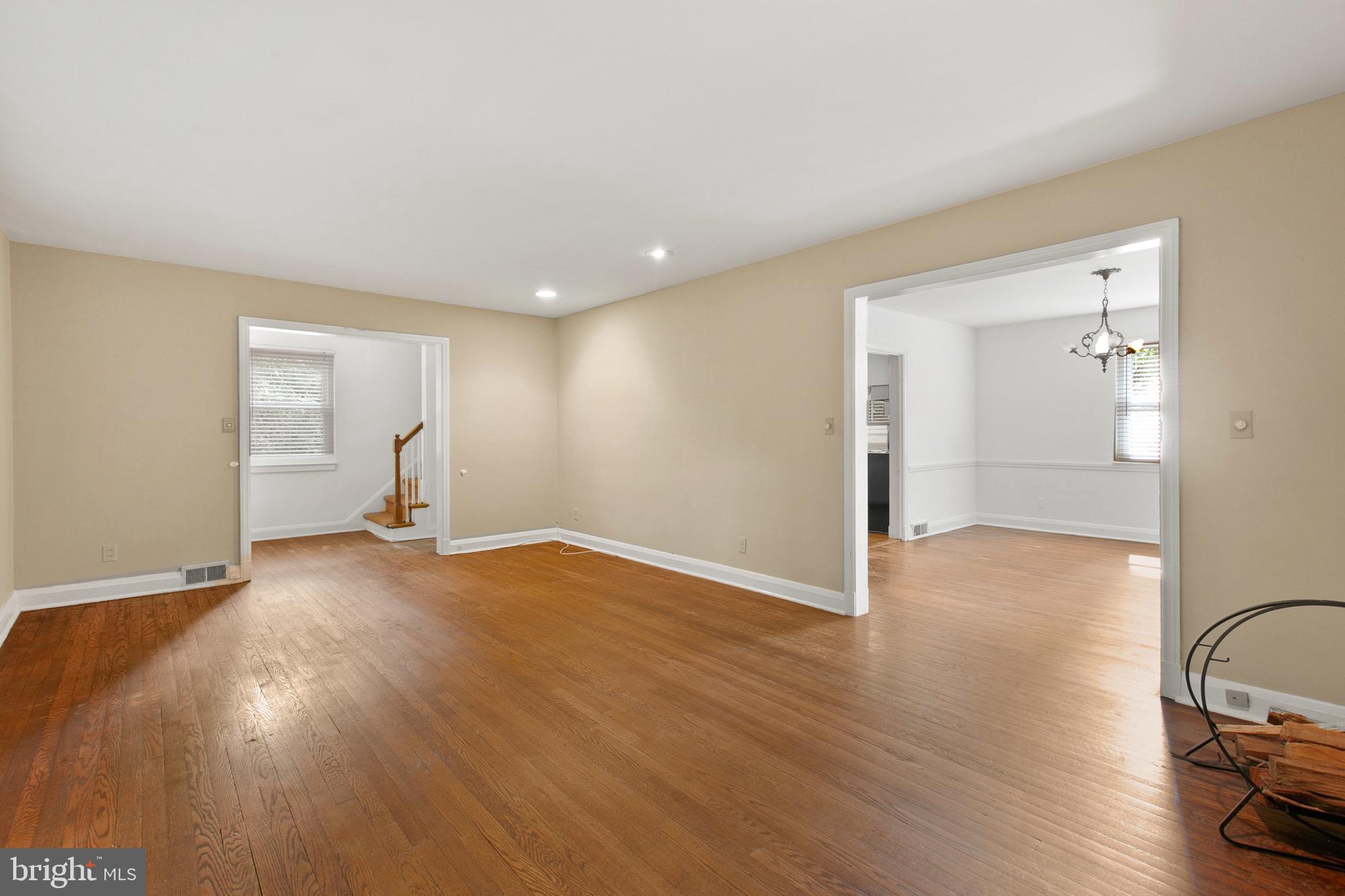 MOUNT WASHINGTON - Residential