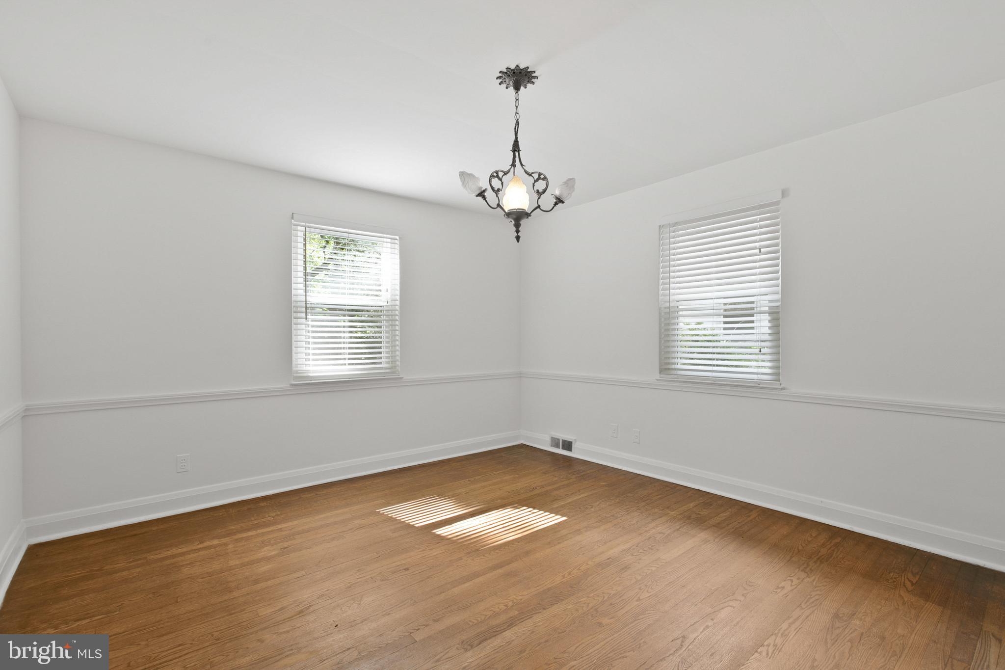 MOUNT WASHINGTON - Residential