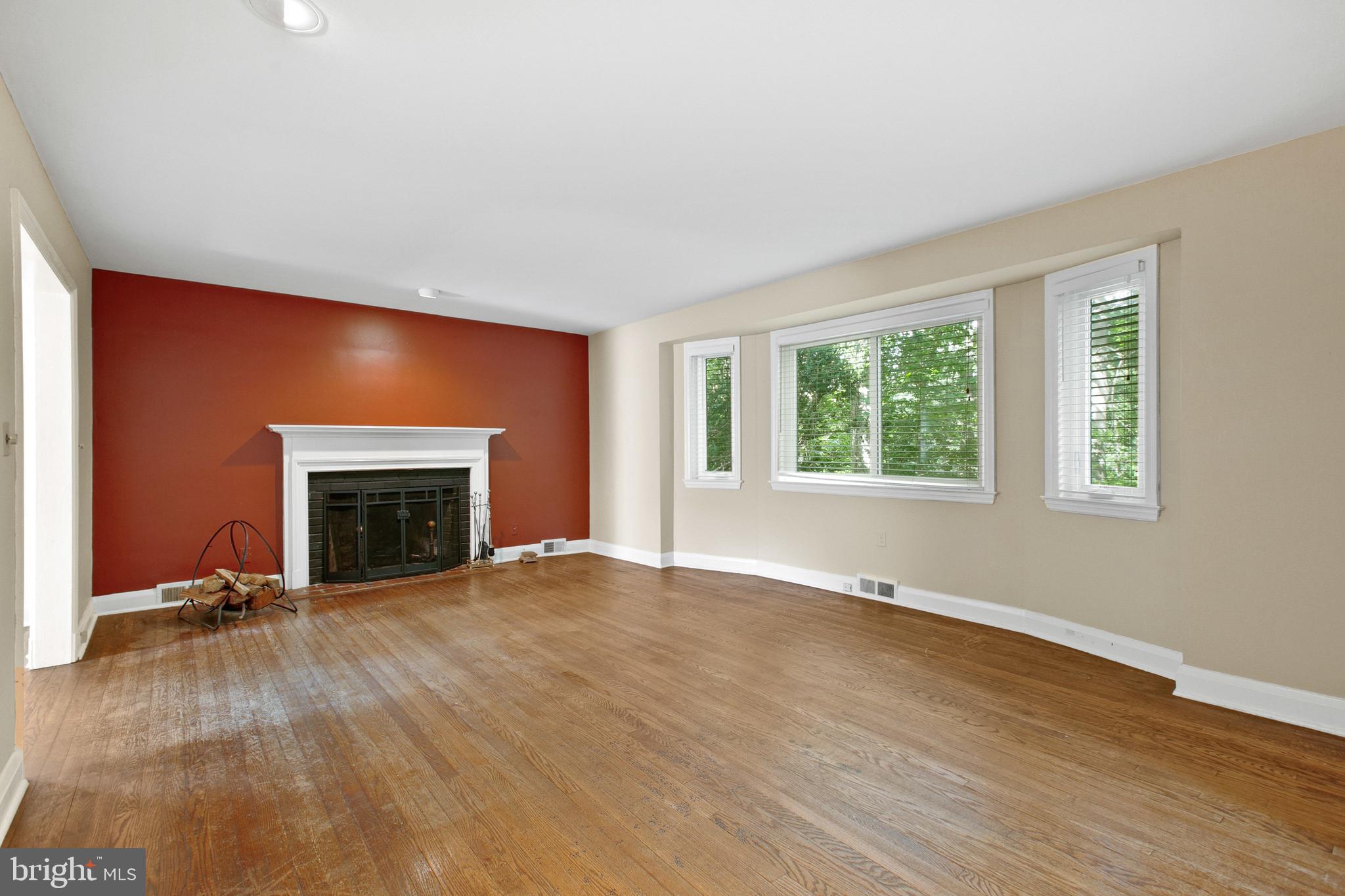 MOUNT WASHINGTON - Residential