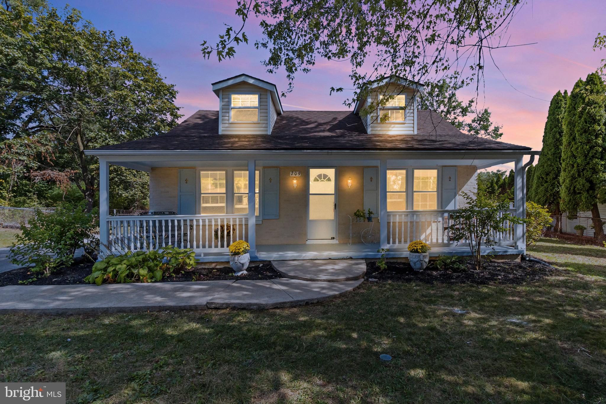 ORCHARD HILLS - Residential