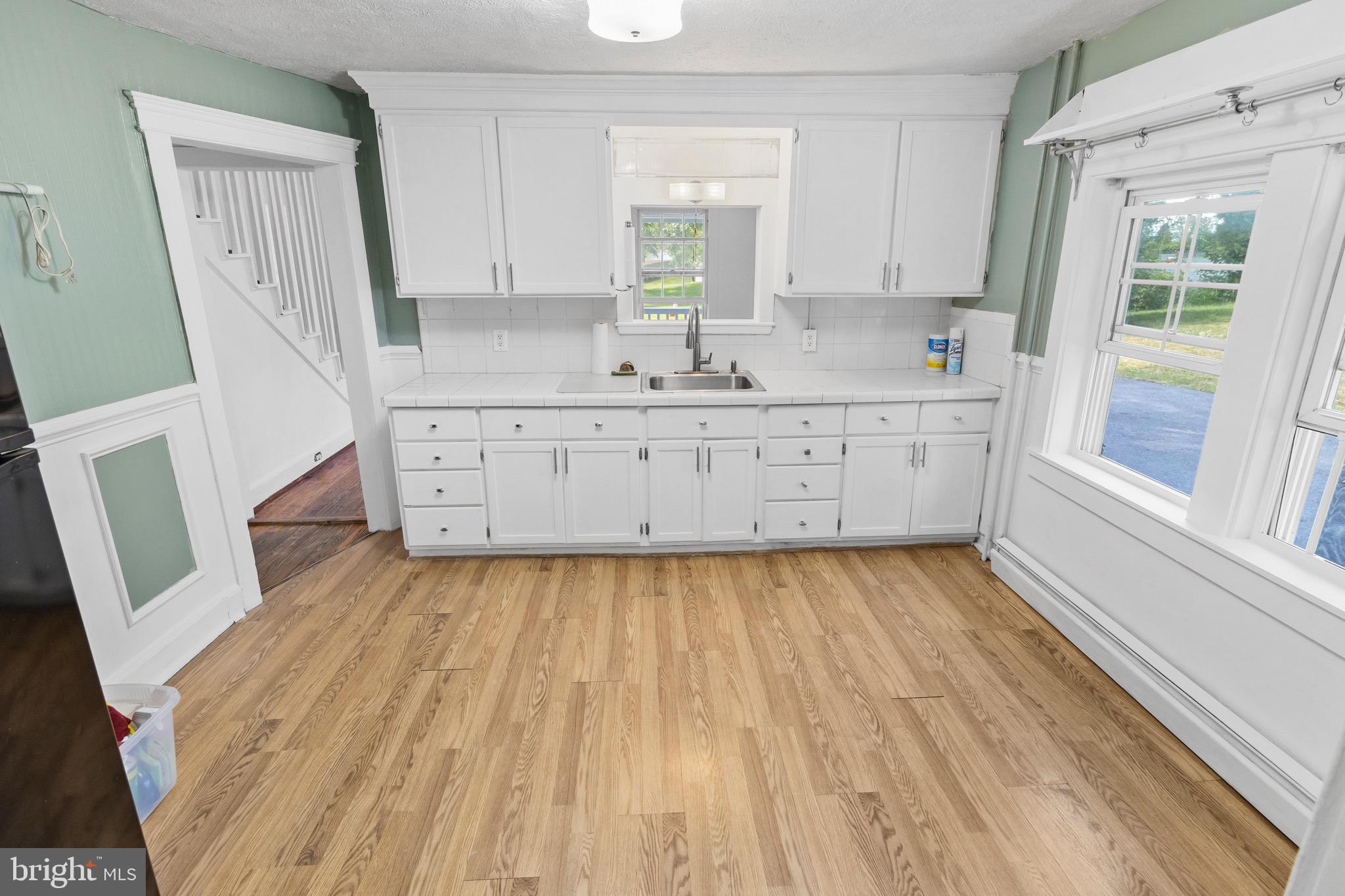 ORCHARD HILLS - Residential