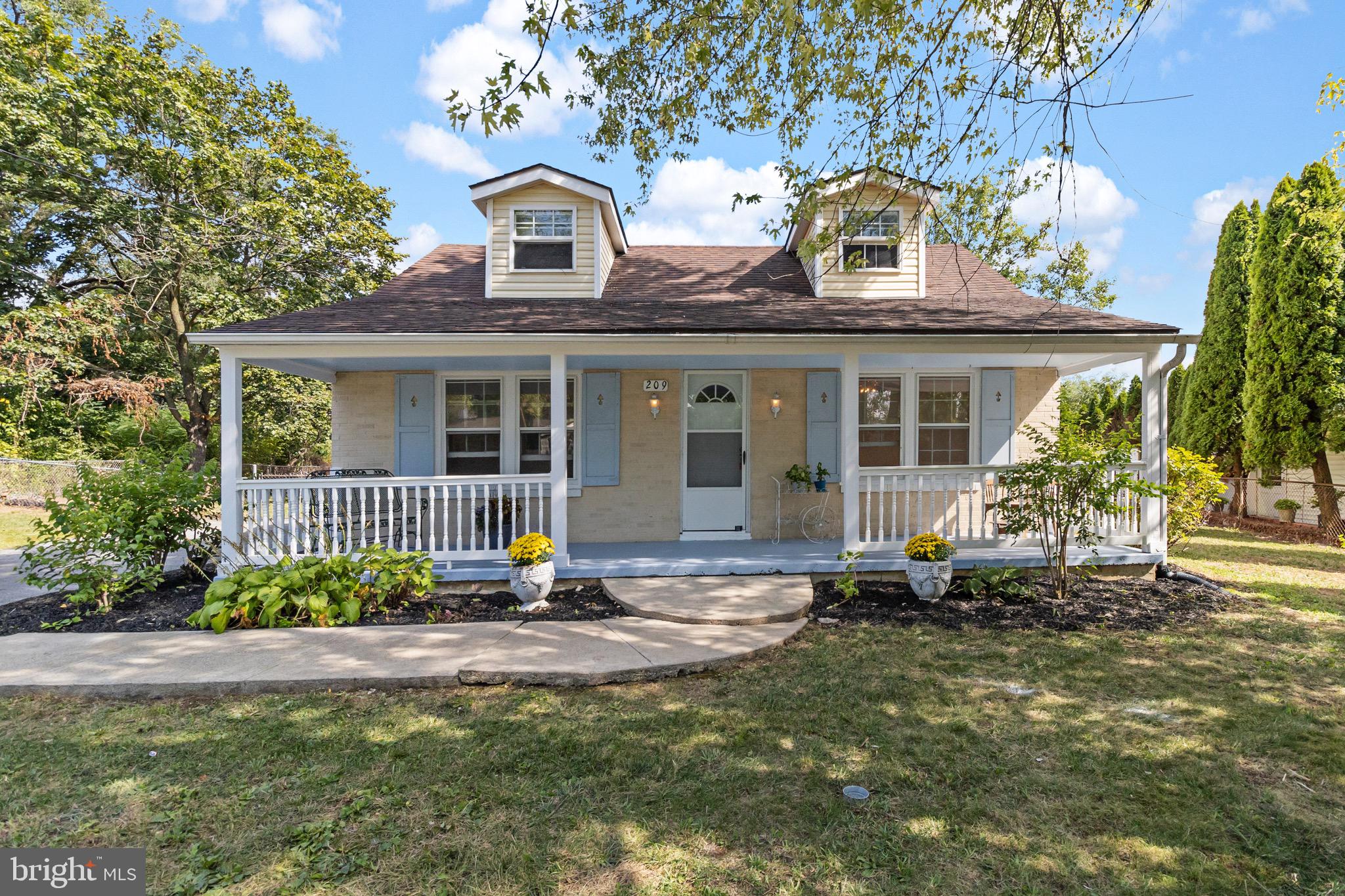 ORCHARD HILLS - Residential