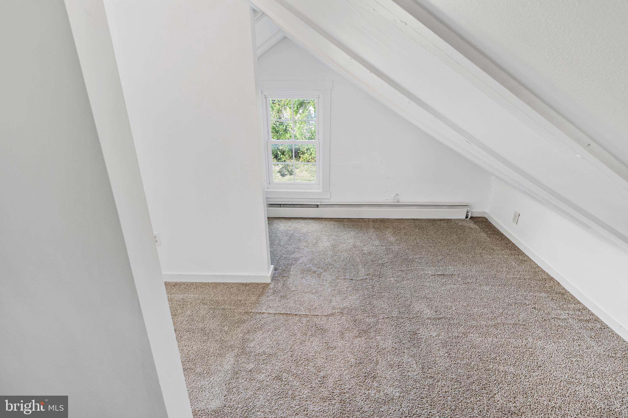 ORCHARD HILLS - Residential