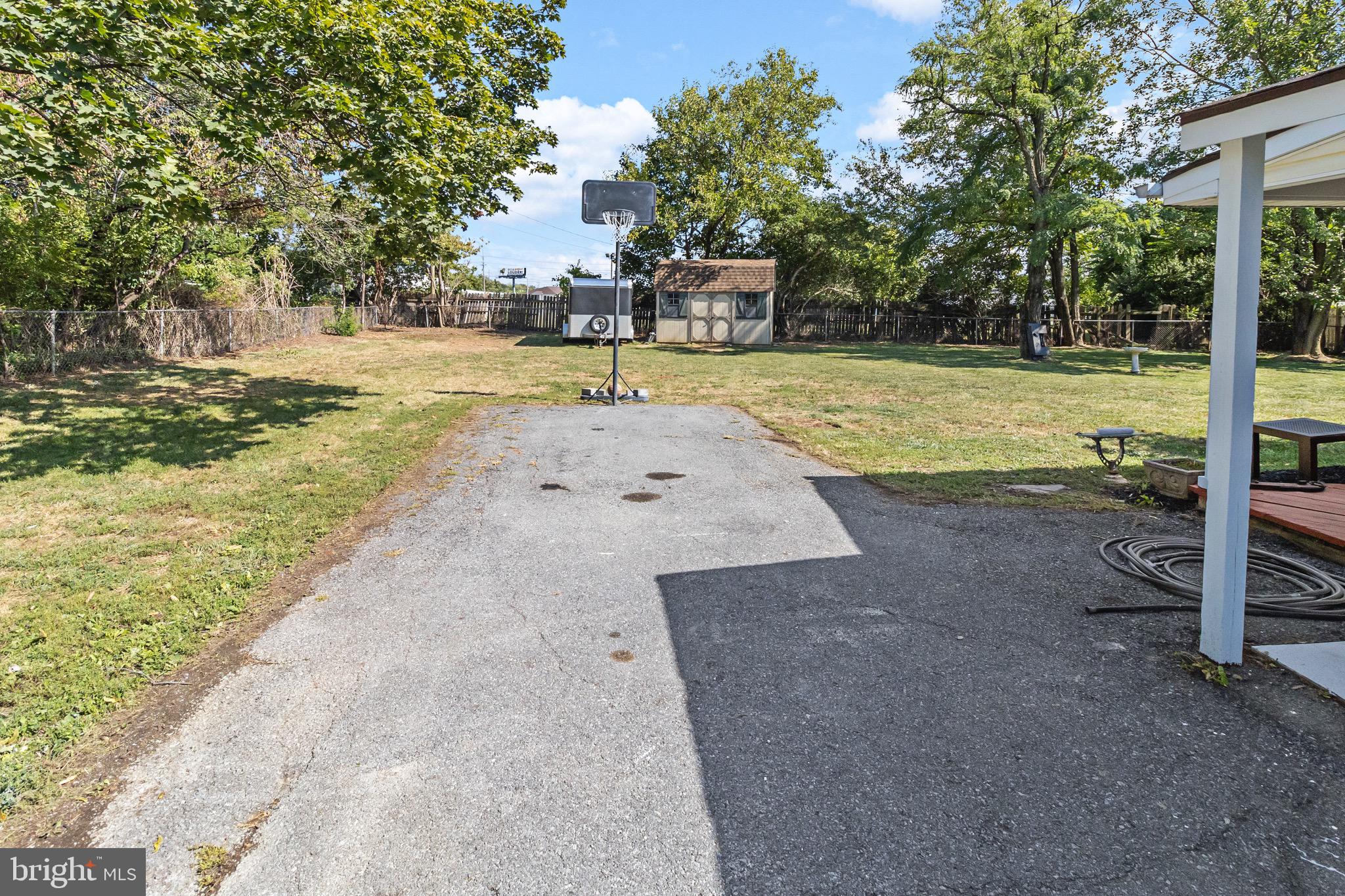 ORCHARD HILLS - Residential